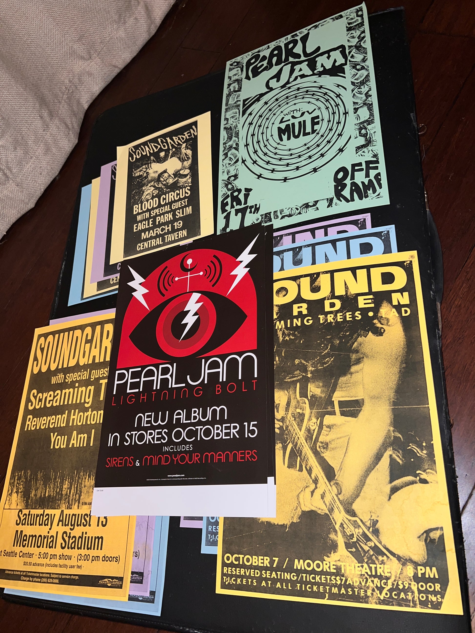 Bundle of Soundgarden And Pearl Jam concert Street Posters 13 total