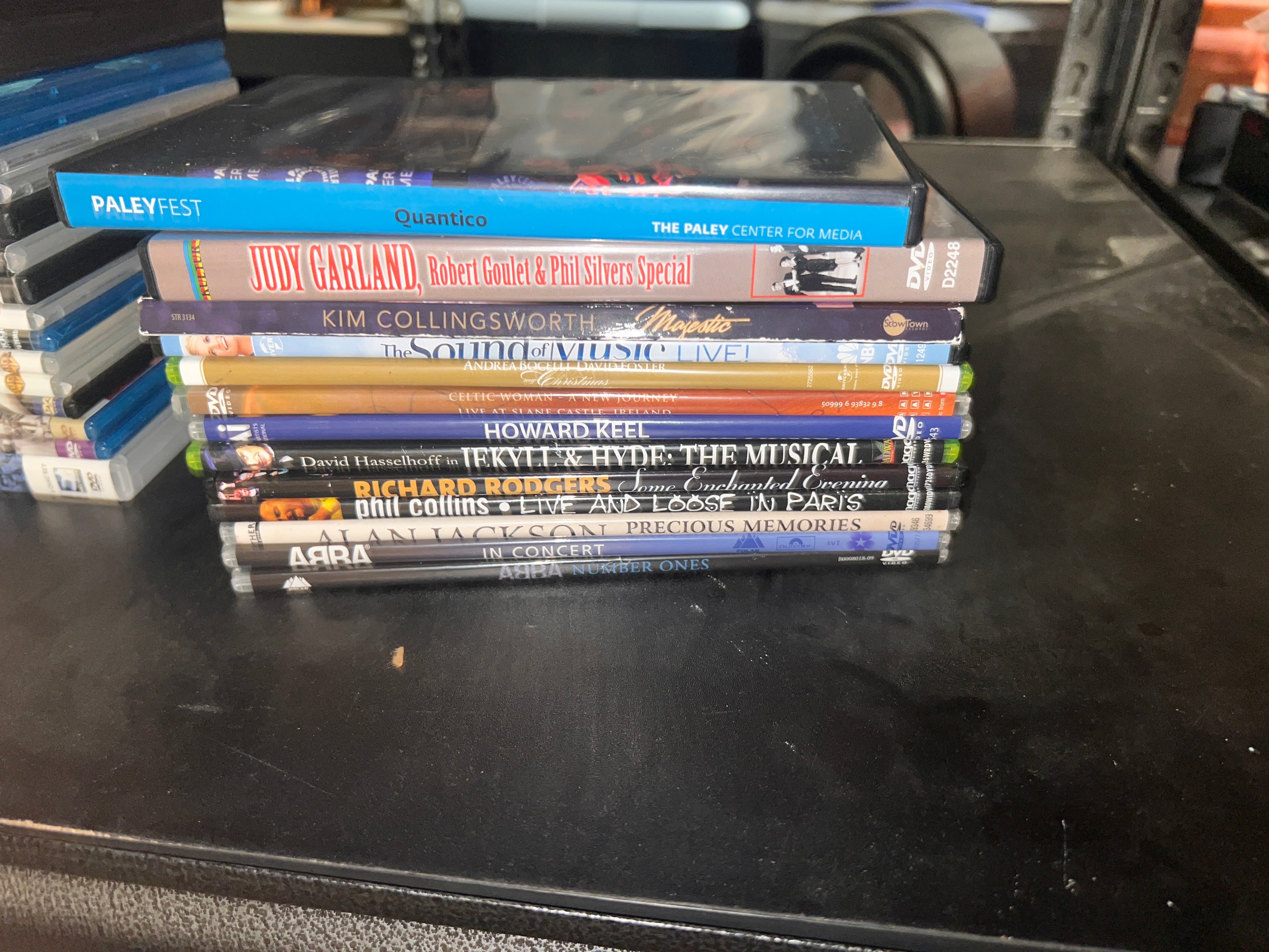 Rare vintage Movies and Musicals US DVDs 29 total!