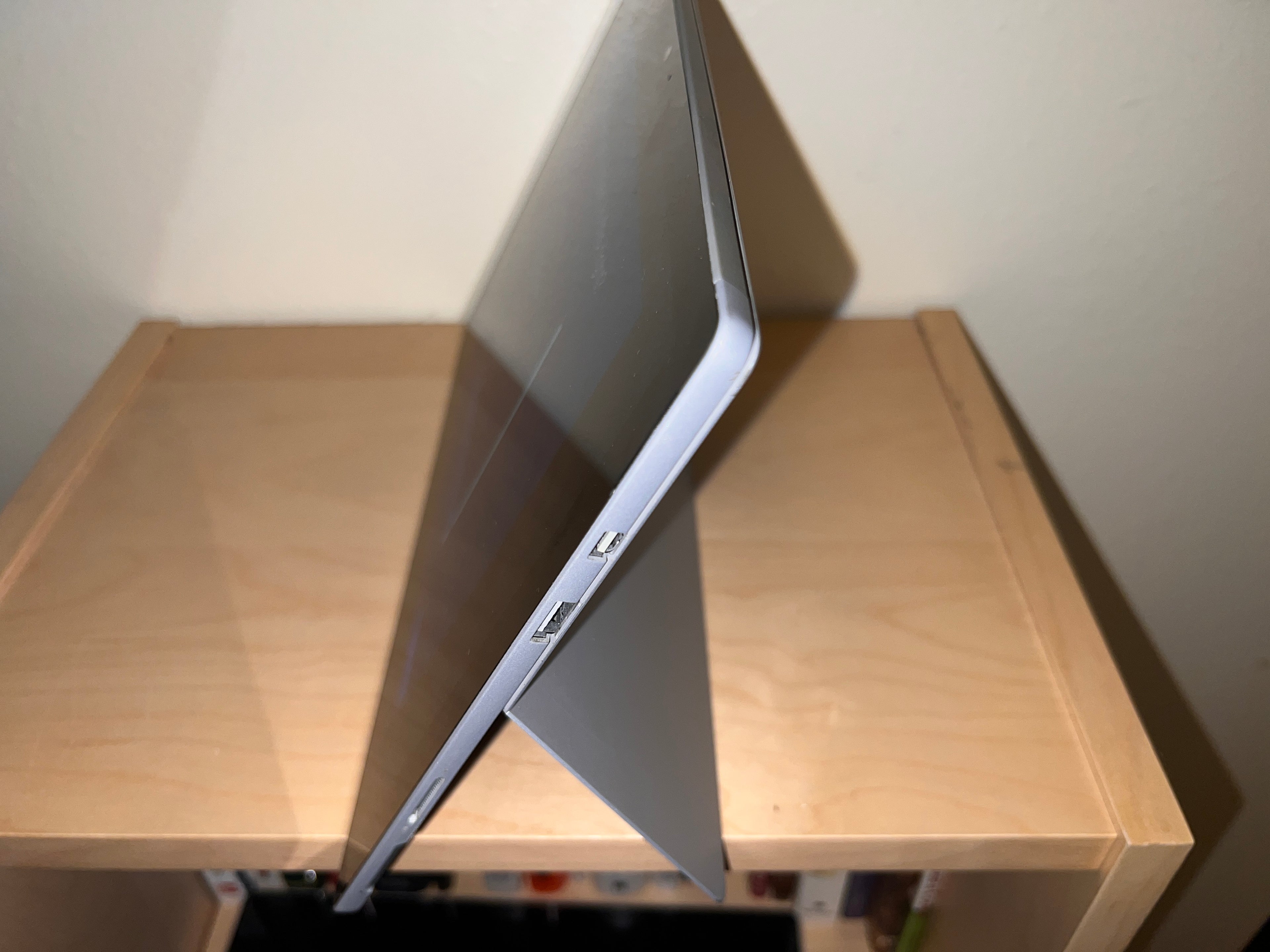 Microsoft Surface Pro 6 Tablet  I5 8GB RAM 256gb SSD