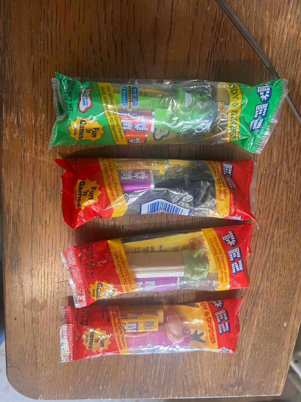 Vintage Pez Dispensers Lot of 4 Yoda Darth Vader Hulk Dino