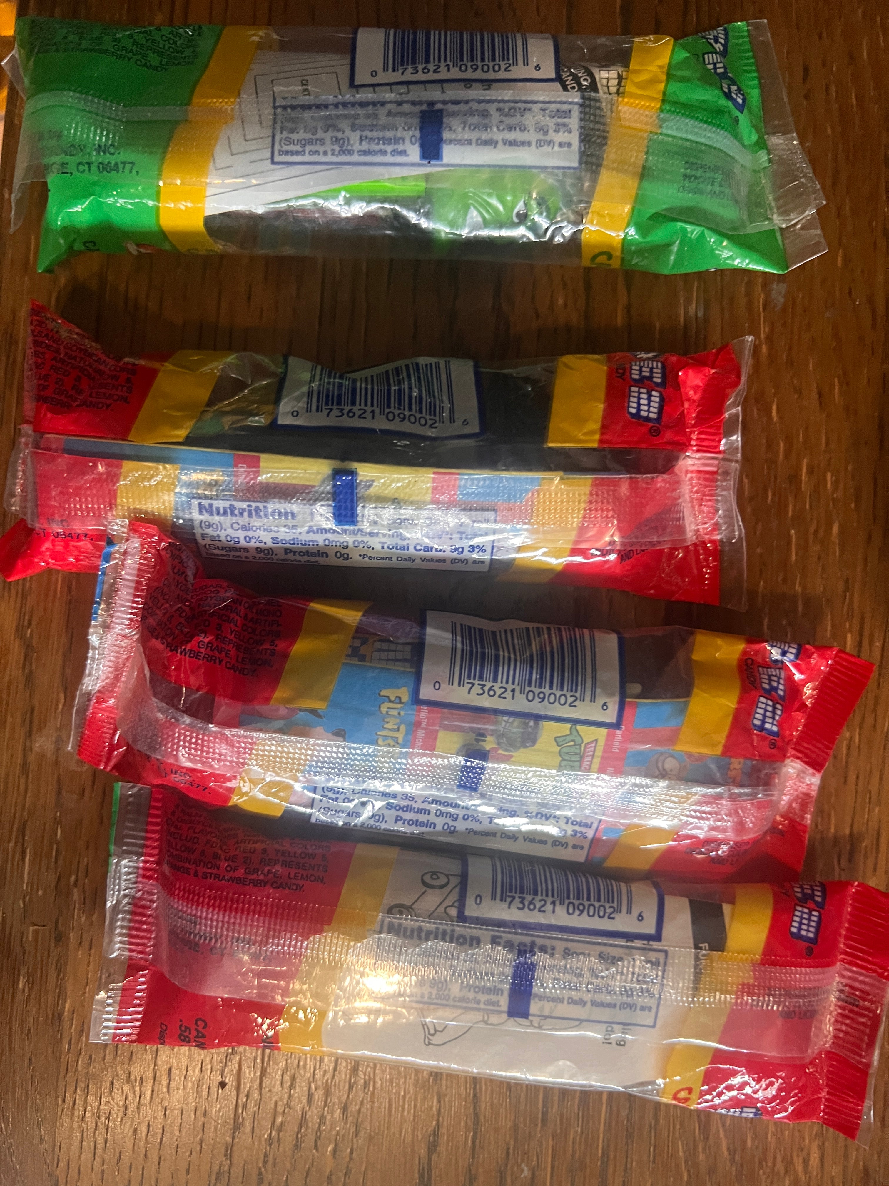 Vintage Pez Dispensers Lot of 4 Yoda Darth Vader Hulk Dino