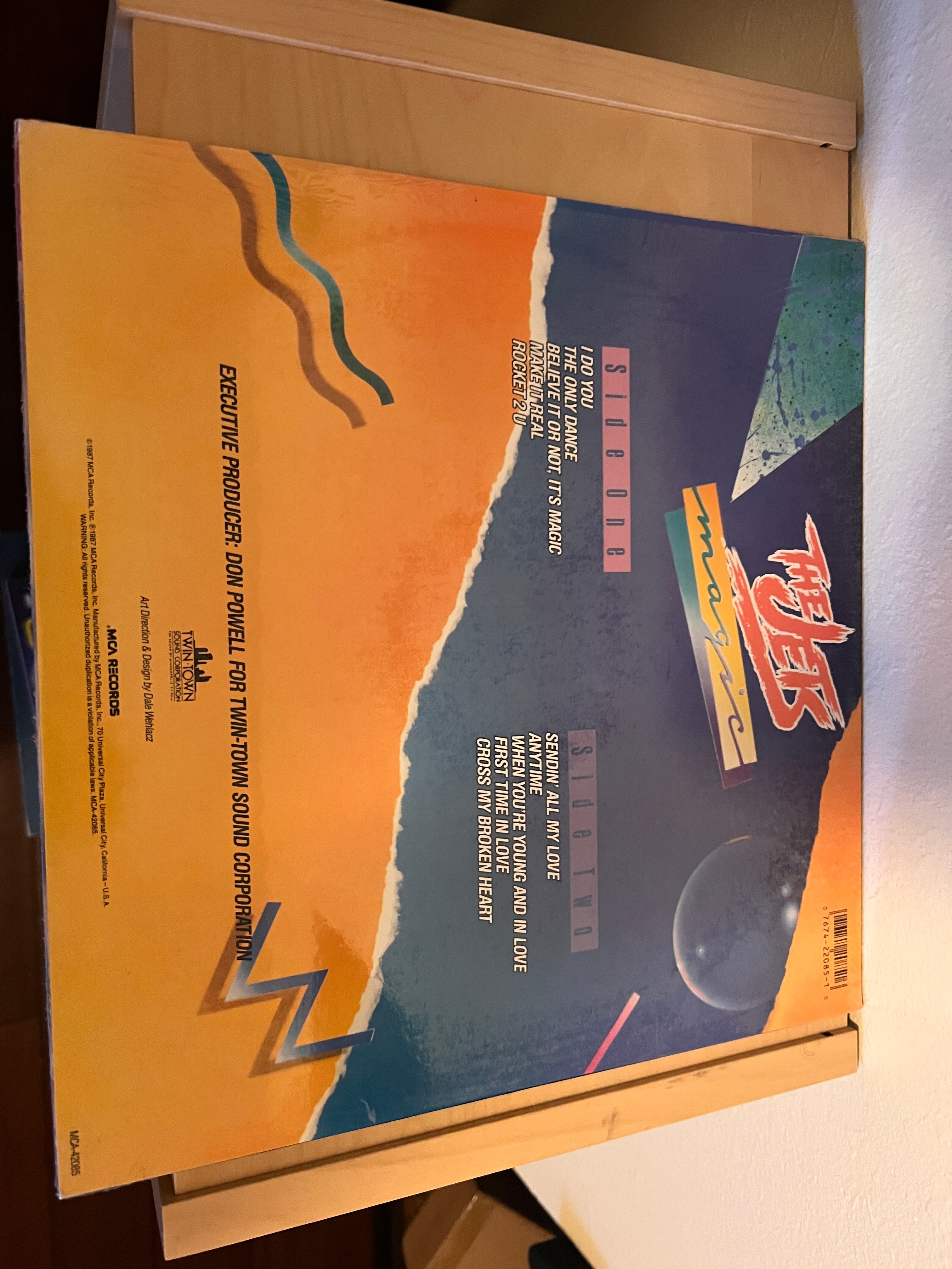 Magic Record Vinyl The Jets MCA 42085 Vintage Press 1987 in Shrink