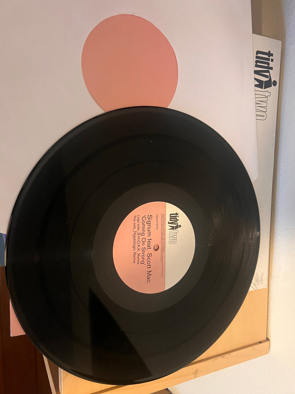 Signum Feat Scott Mac - Coming On Strong - Tidy Two 12" Disc Two 2002