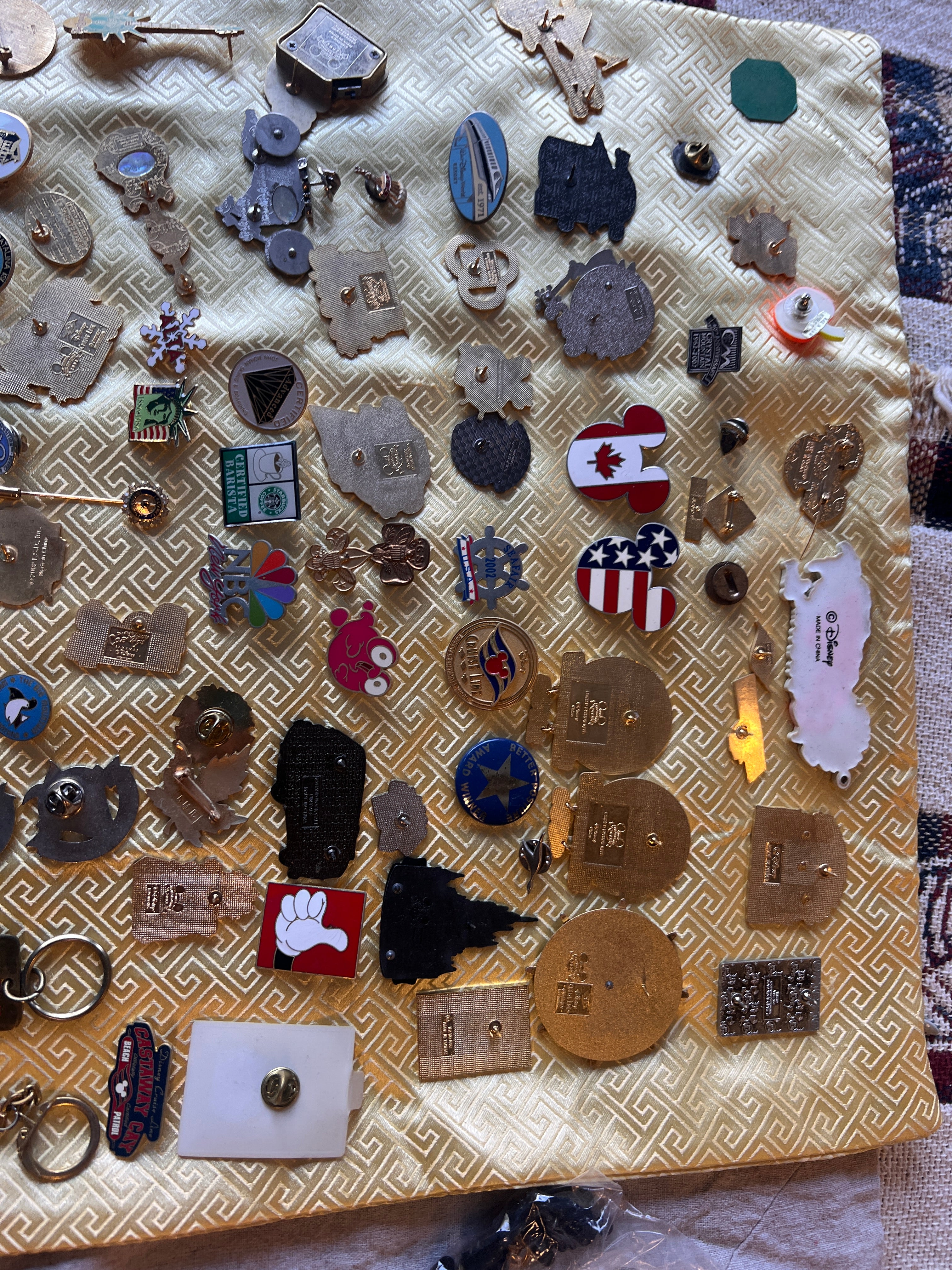 Around 72 pins from 90s 2000s Disney Daytona and much more!