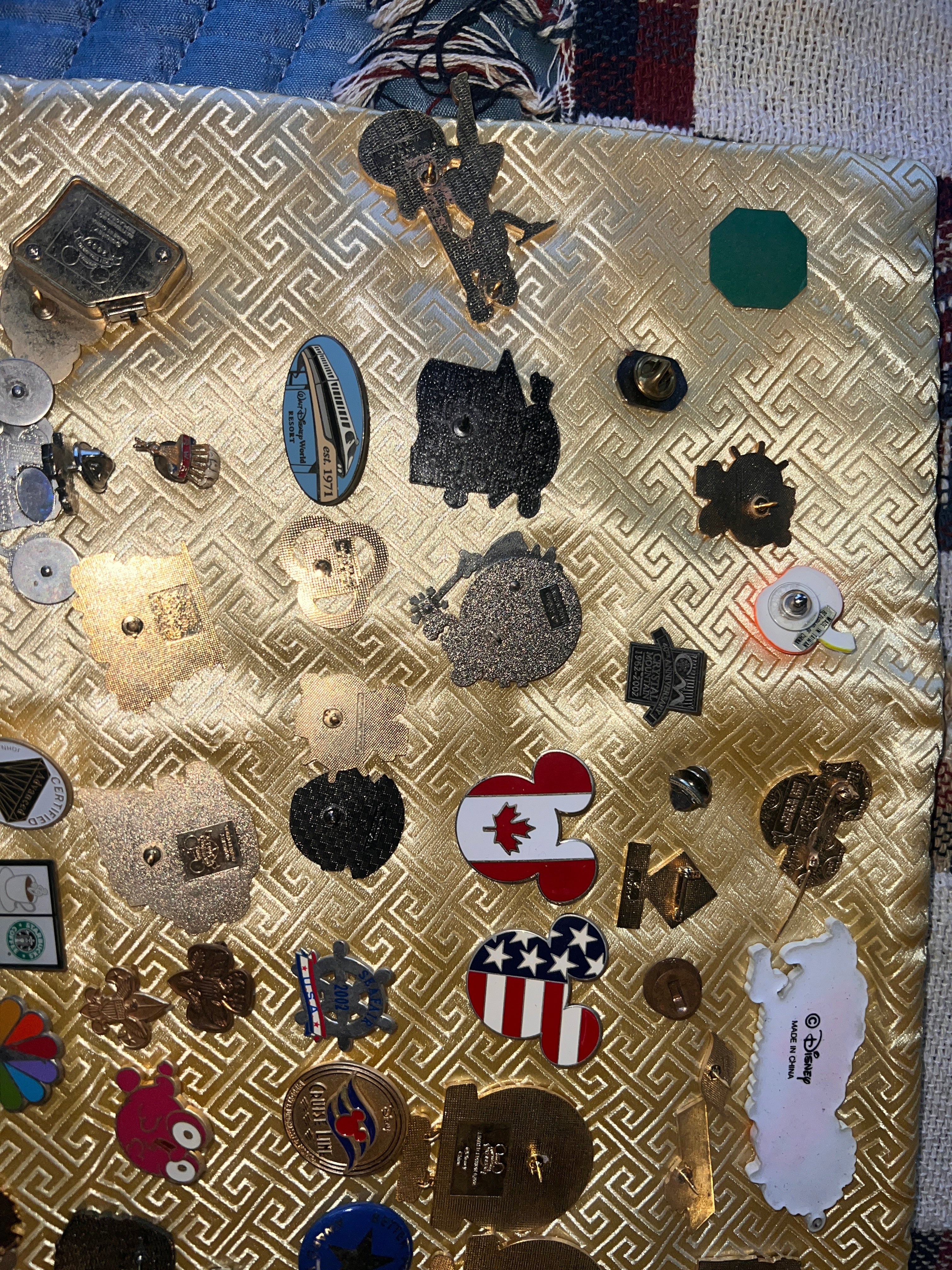 Around 72 pins from 90s 2000s Disney Daytona and much more!