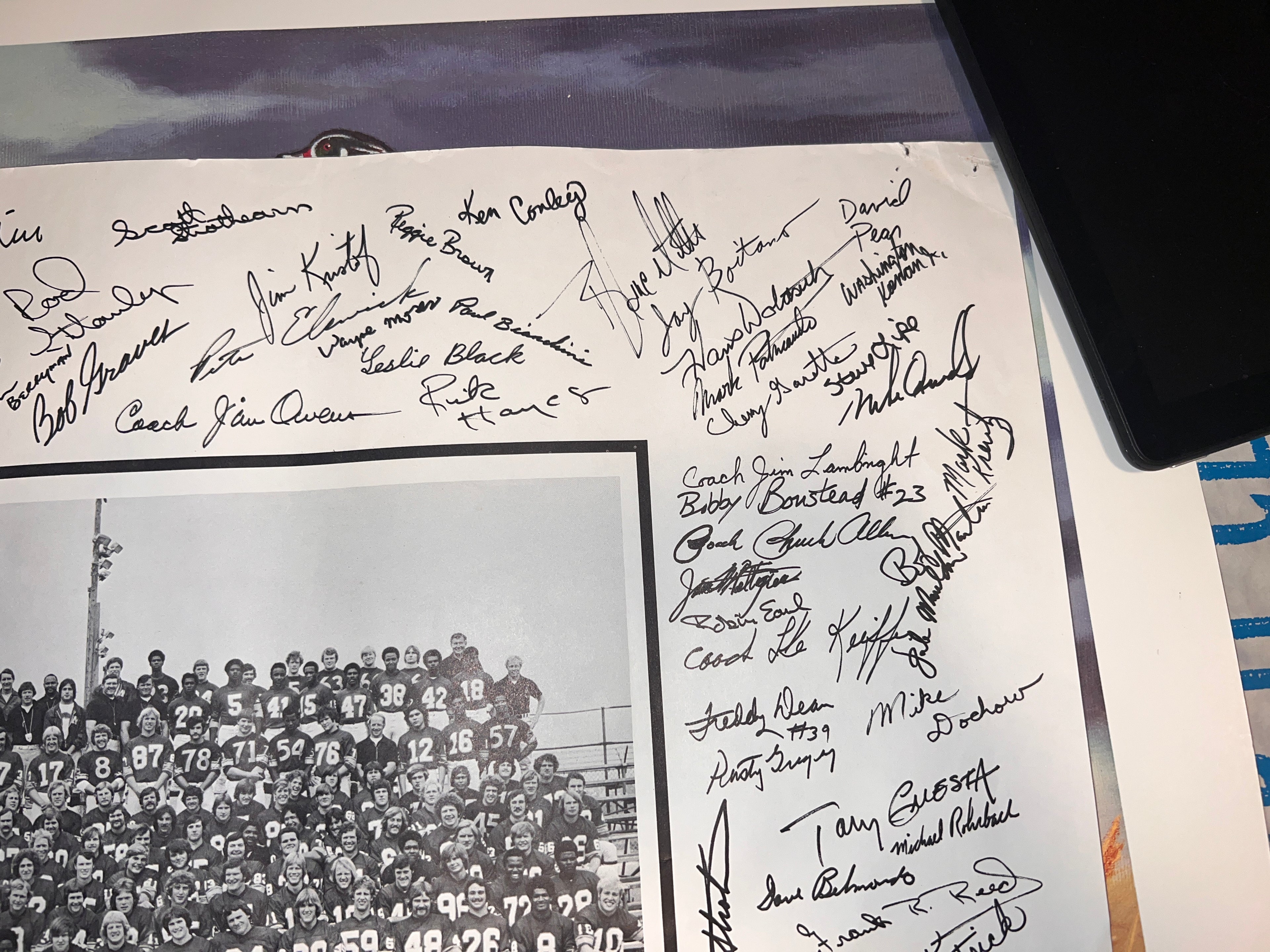 1973 University of Washington Huskies Signed Team Photo RARE 19x15!