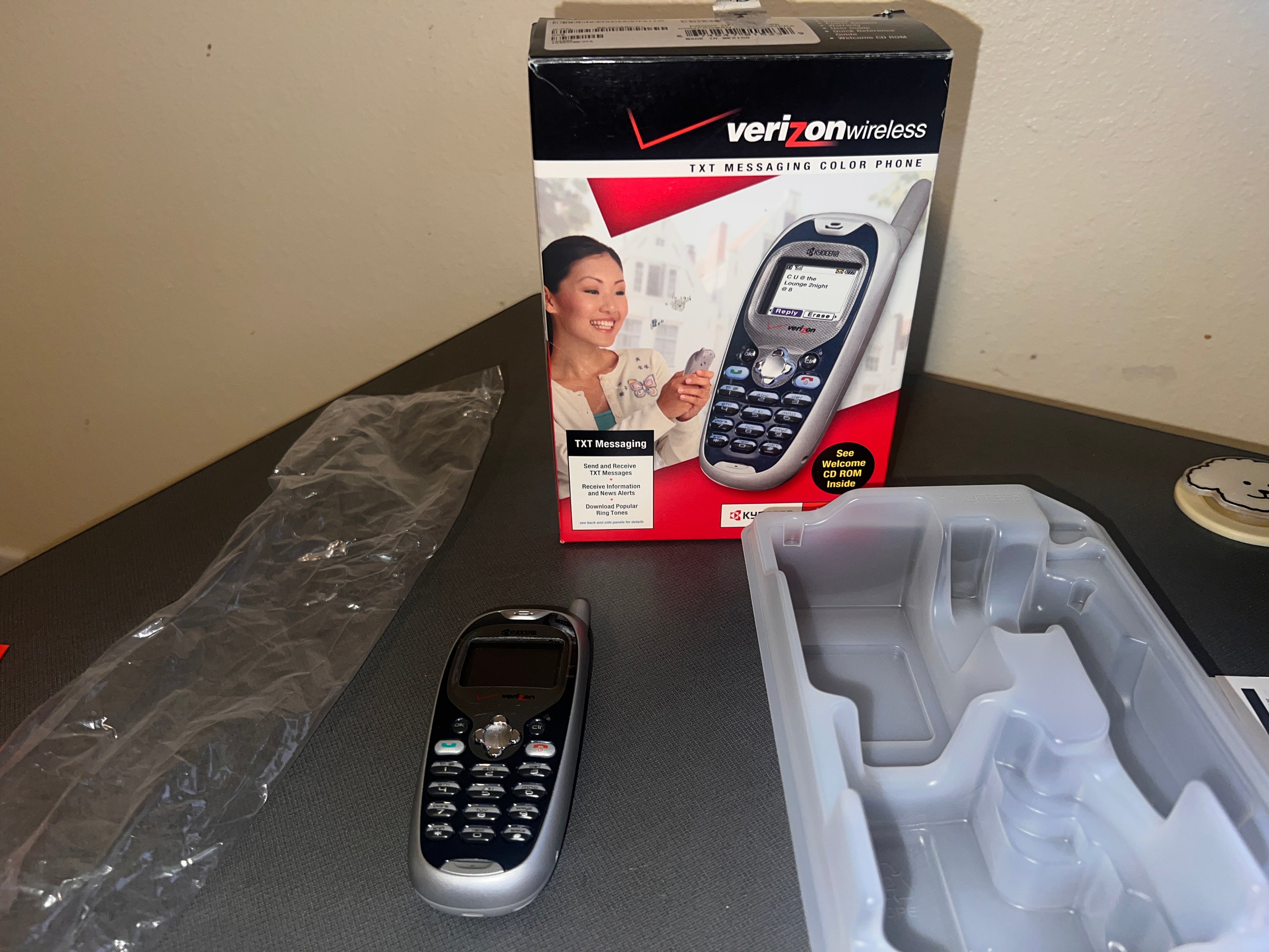 Verizon K404 Cell Phone