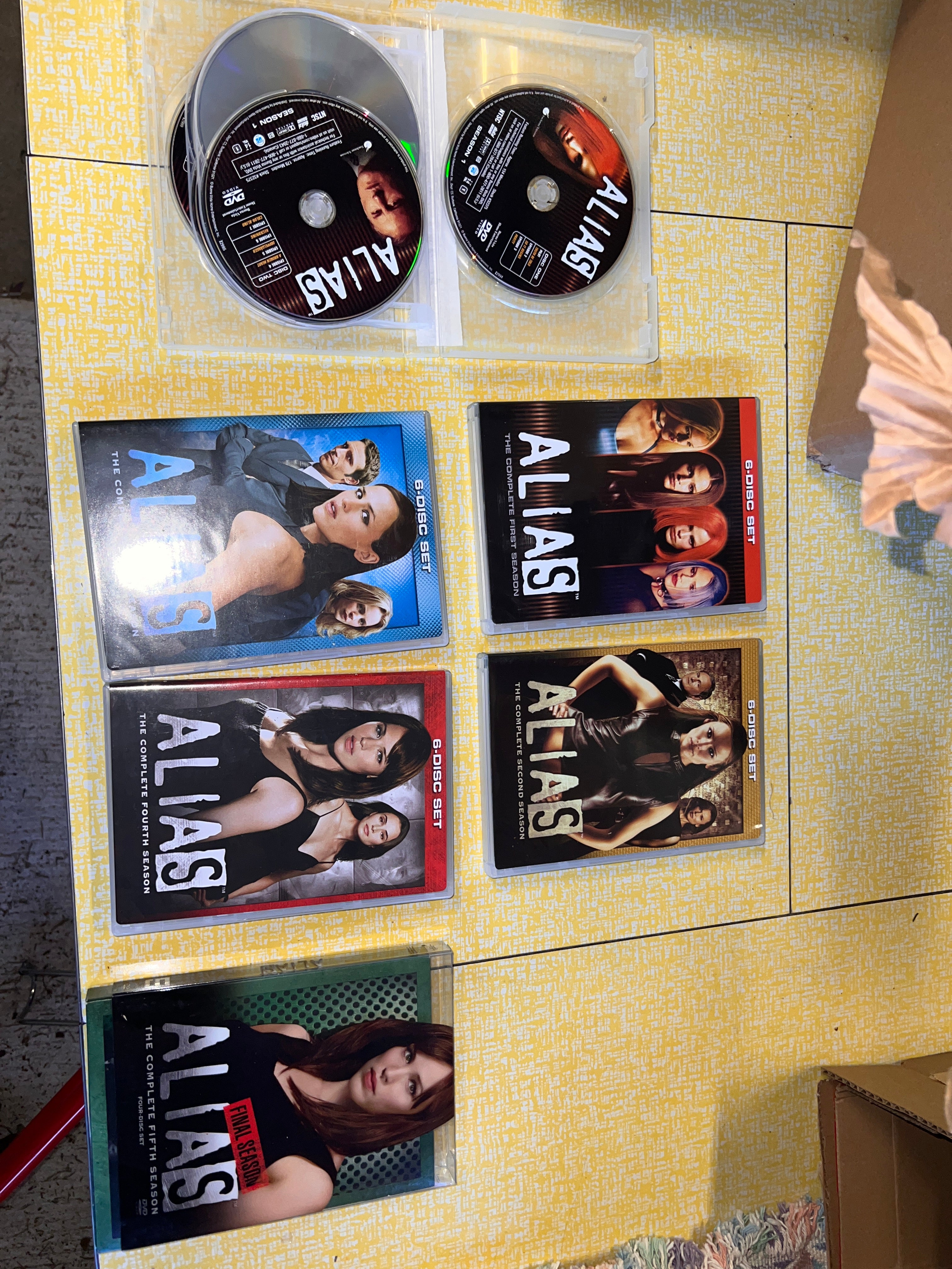 A.L.I.A.S. ALIAS DVD Bundle Seasons 1-5 Complete!