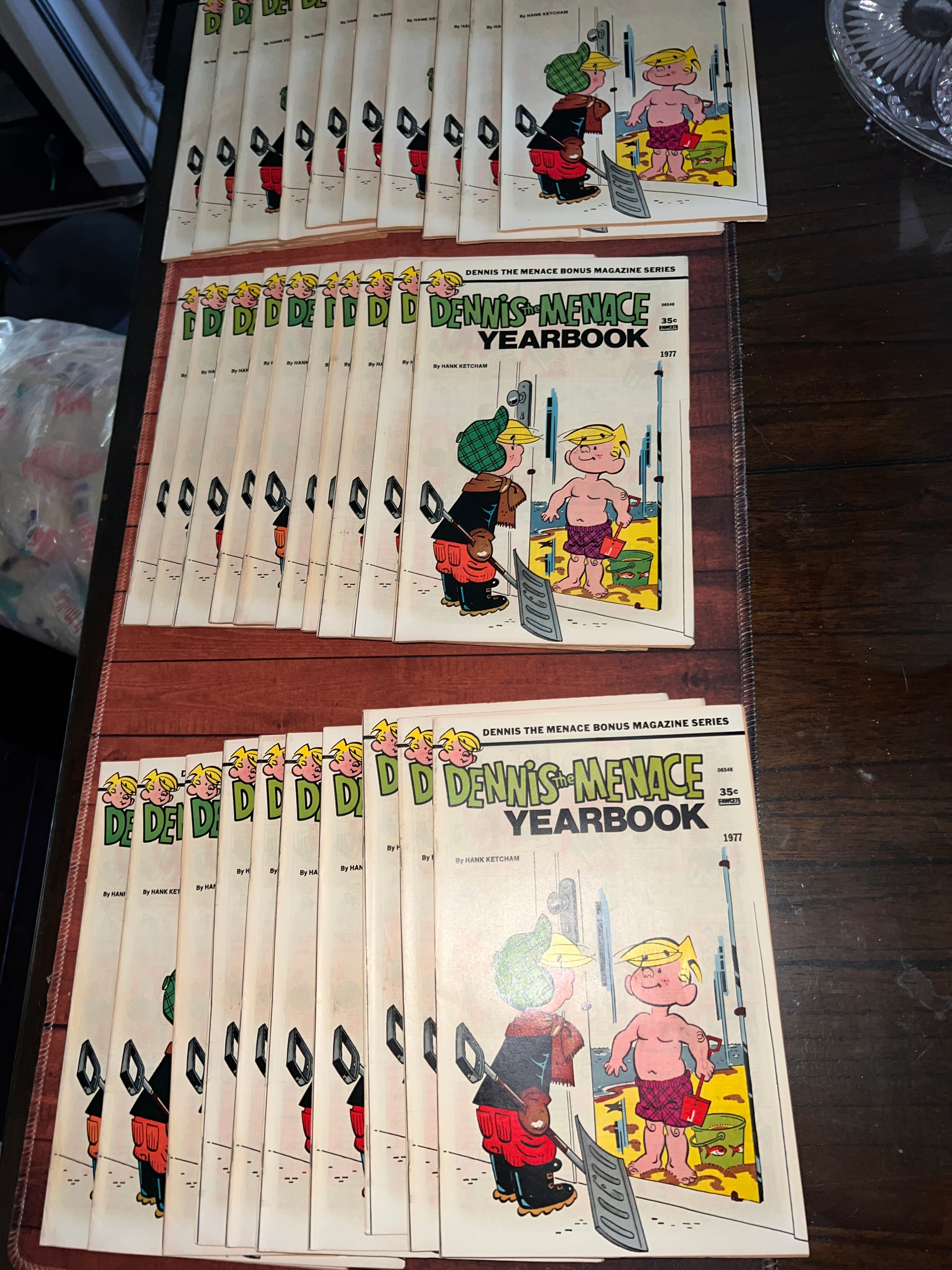 Dennis the Menace Antique Comic Book Bundle x30 1977 #160