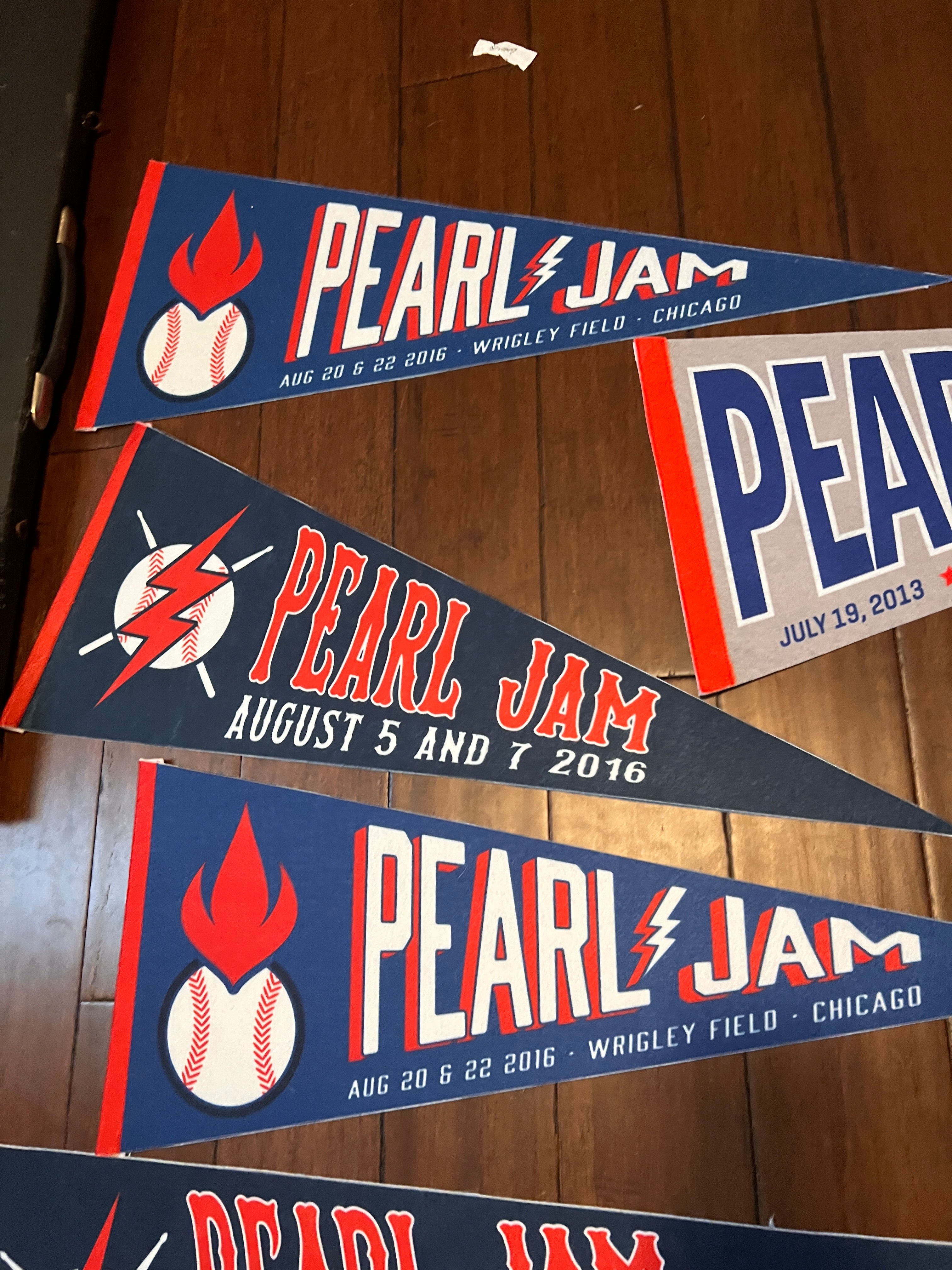Pearl Jam 2016 Baseball Flags Pennant bundle like new!