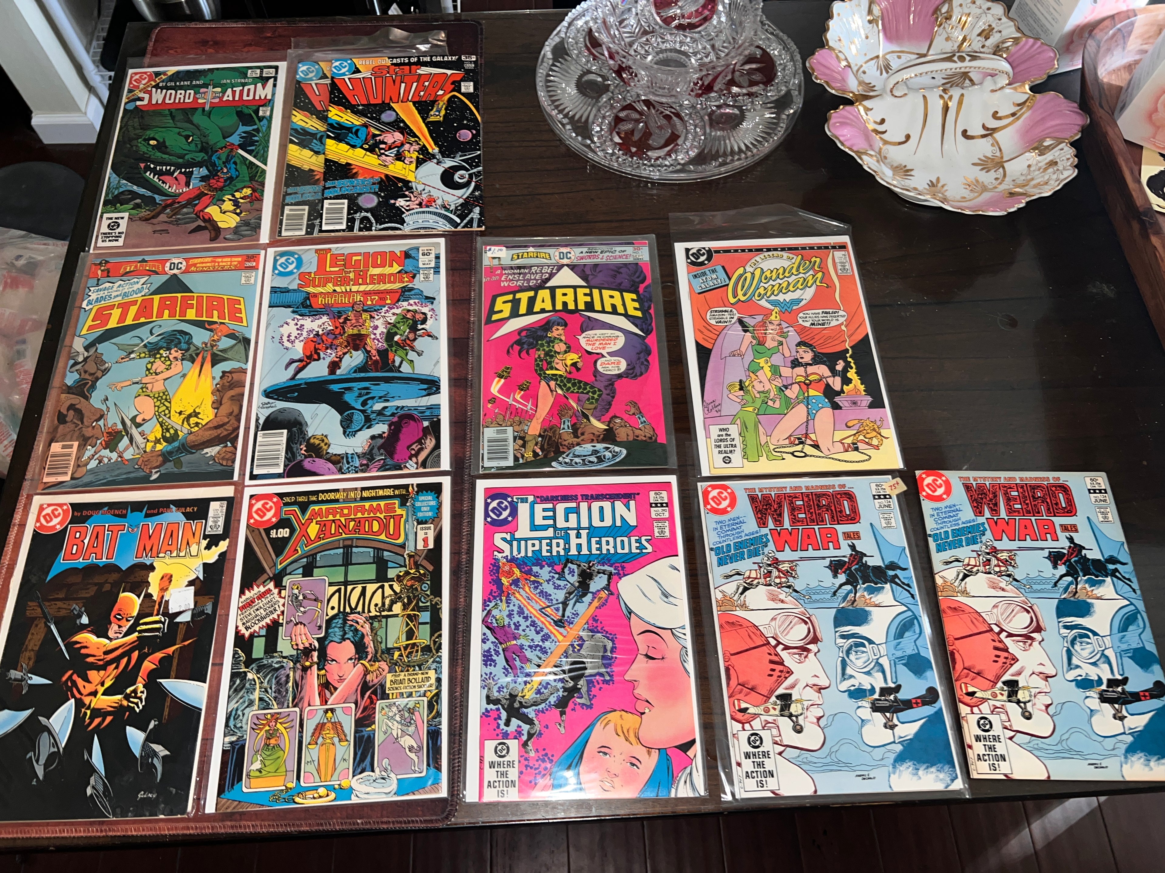 Bundle of DC Thriller Batman Wonderwoman Antique Comics 29 total