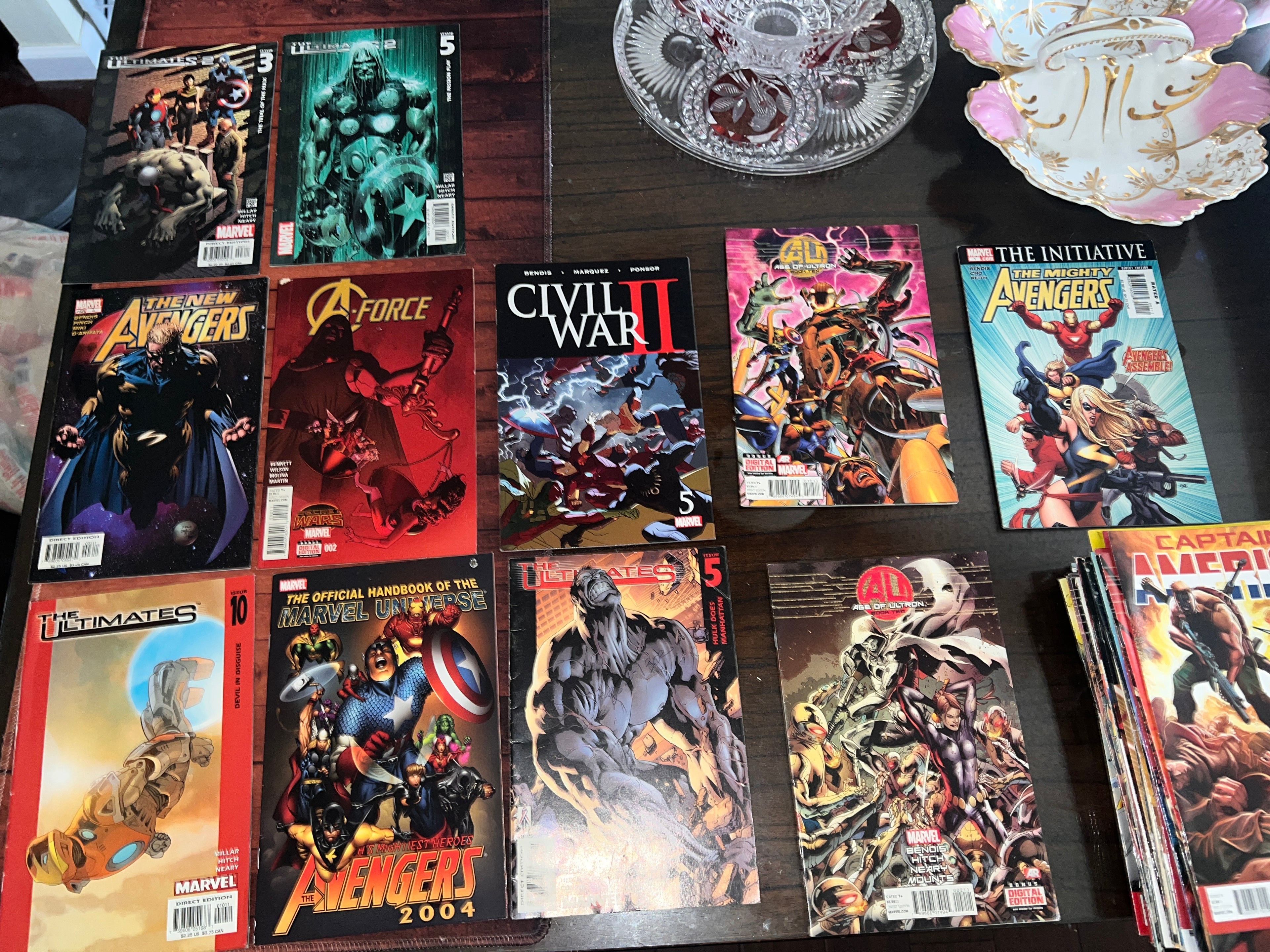 Marvel Comic Book Lot Age of Ultron Xmen and more!