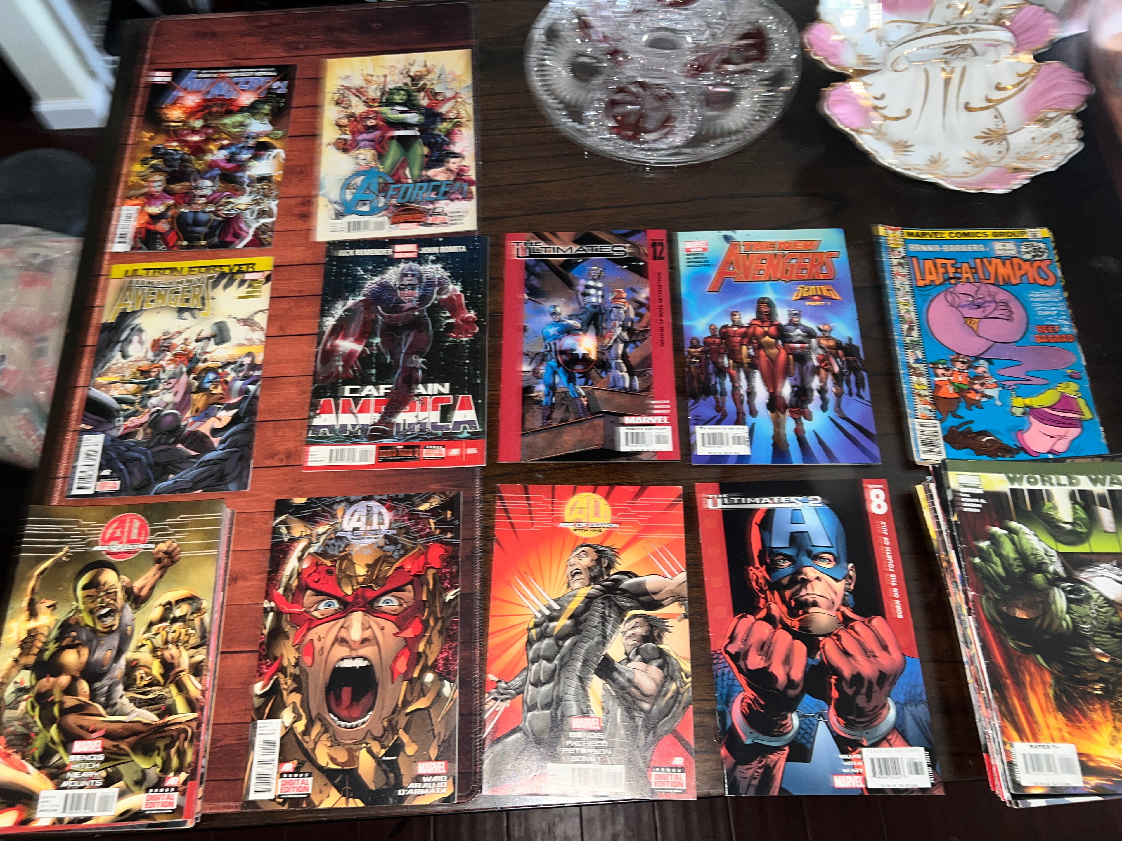 Marvel Comic Book Lot Age of Ultron Xmen and more!