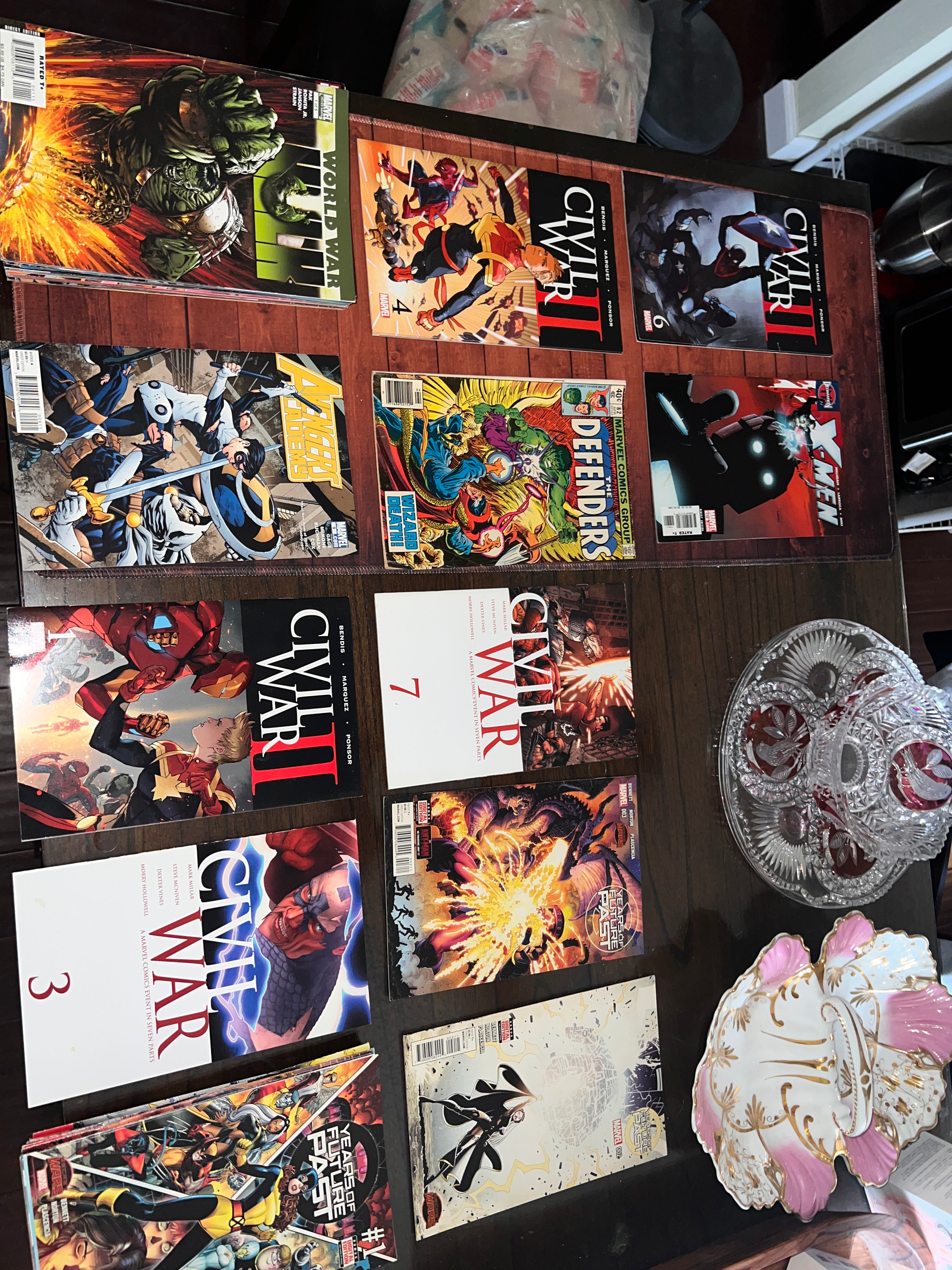 Marvel Comic Book Lot Age of Ultron Xmen and more!