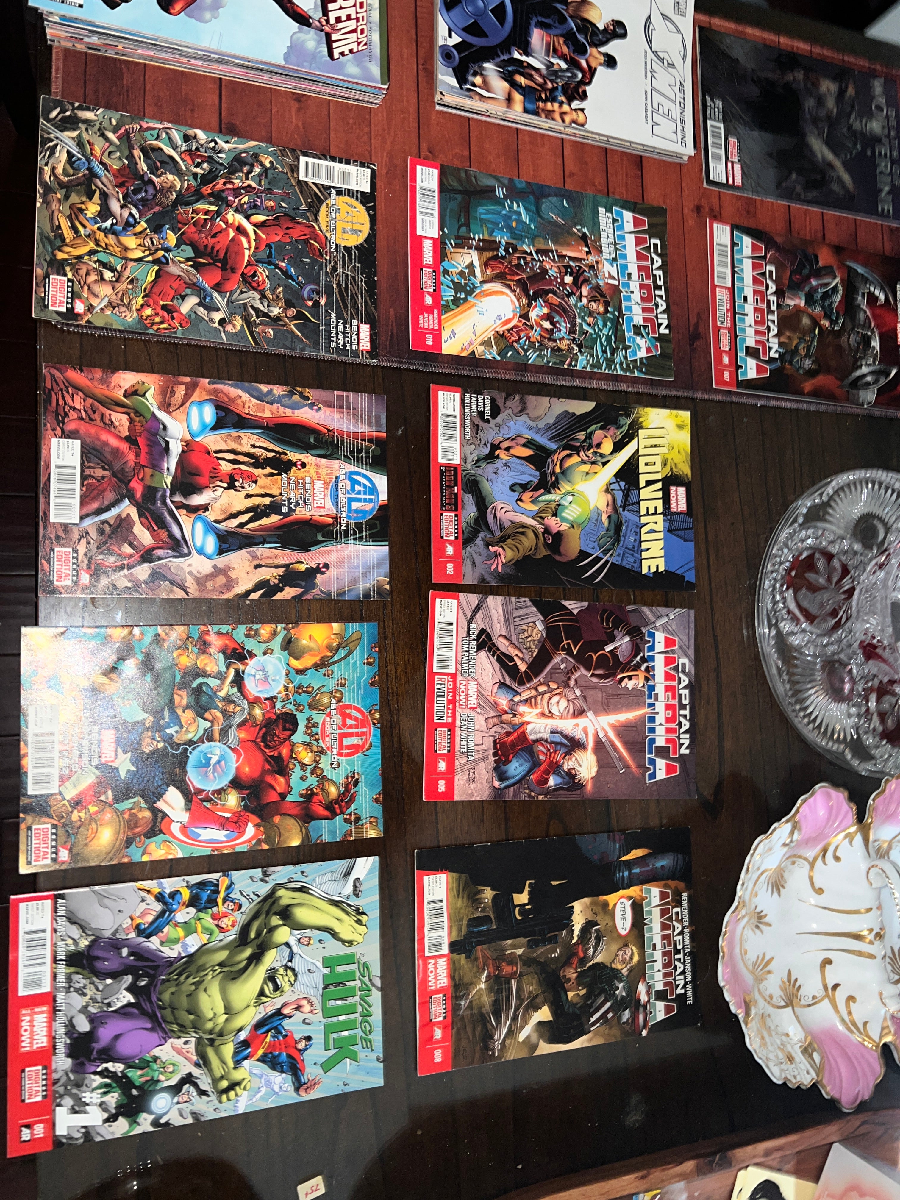 Marvel Comic Book Lot Age of Ultron Xmen and more!