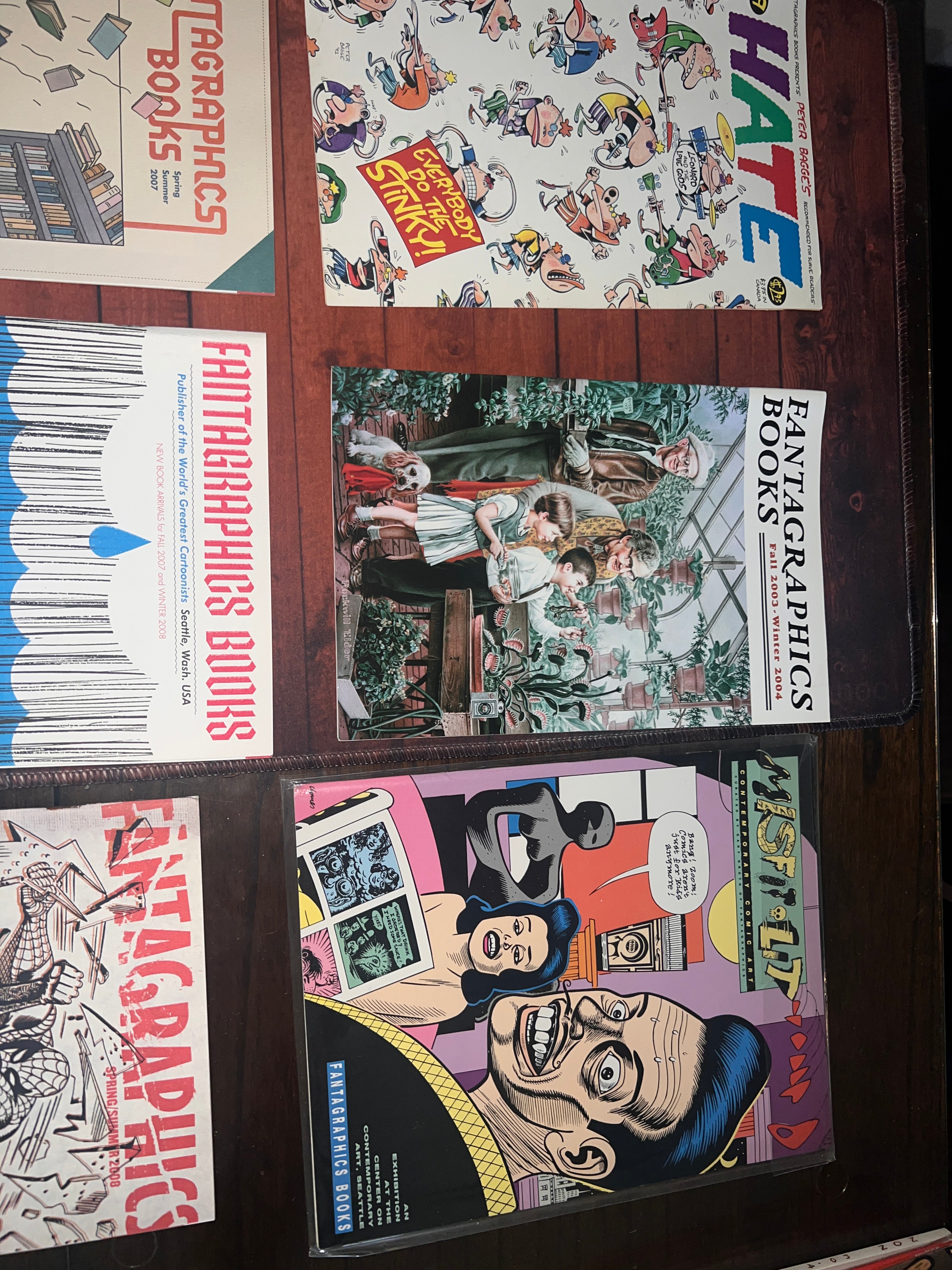 Lot of around 35 Fantagraphic Comic Books in excellent condition