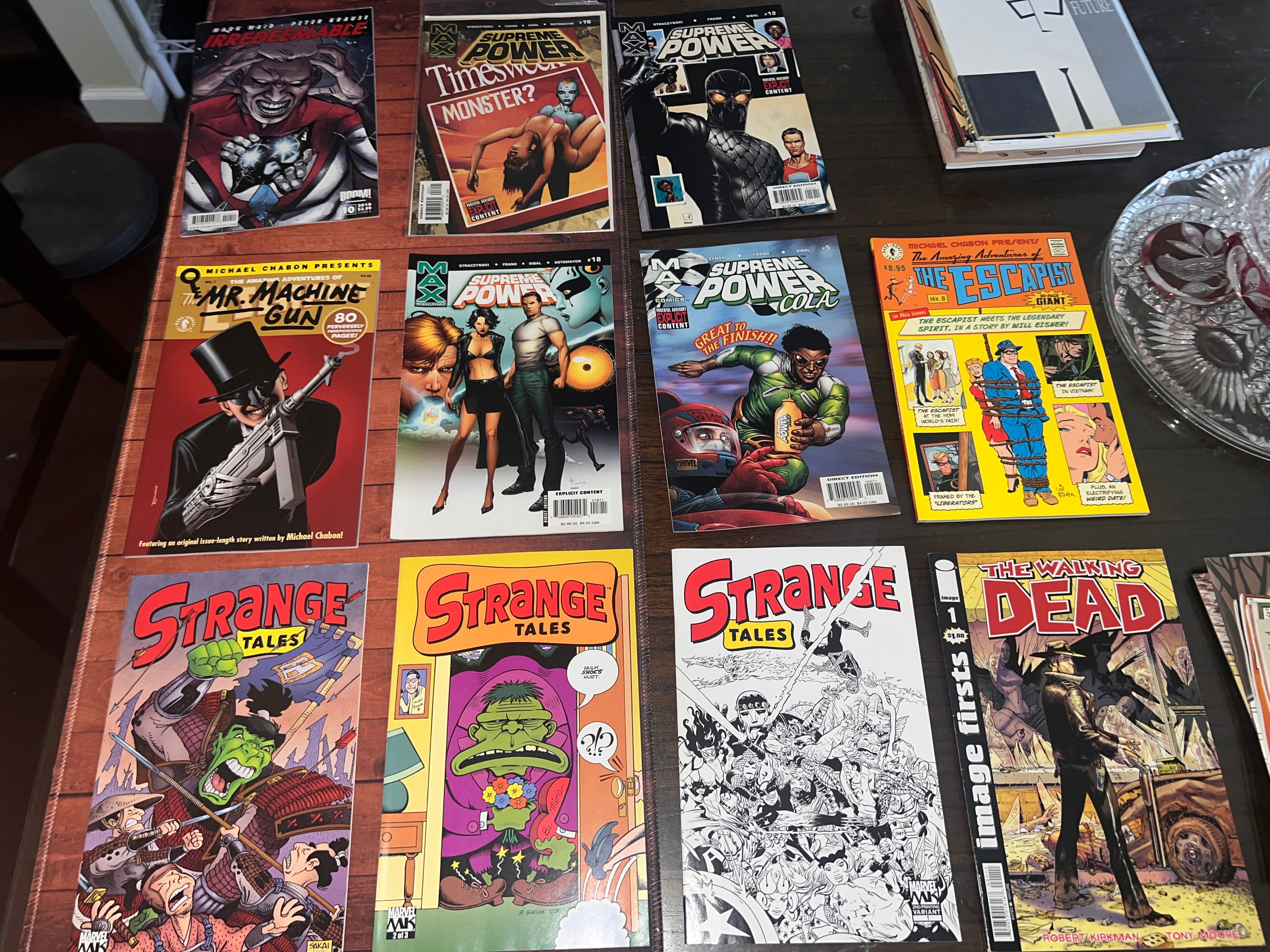 Lot of around 19 Marvel Max, Dark Horse Image and alternative comics