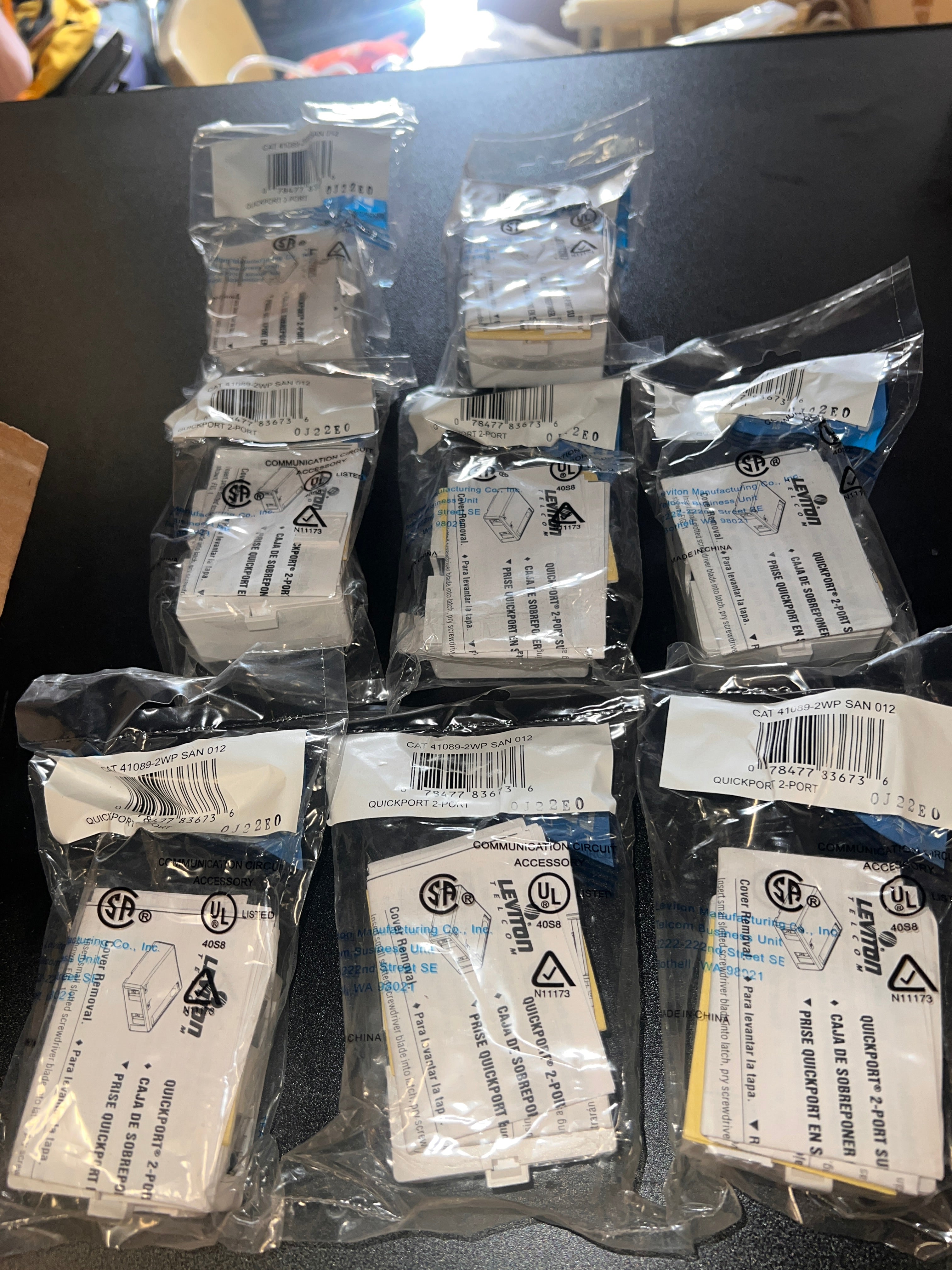 Box Of 25 Leviton 41089-2WP, Surface-Mount QuickPort Box 2-Port White