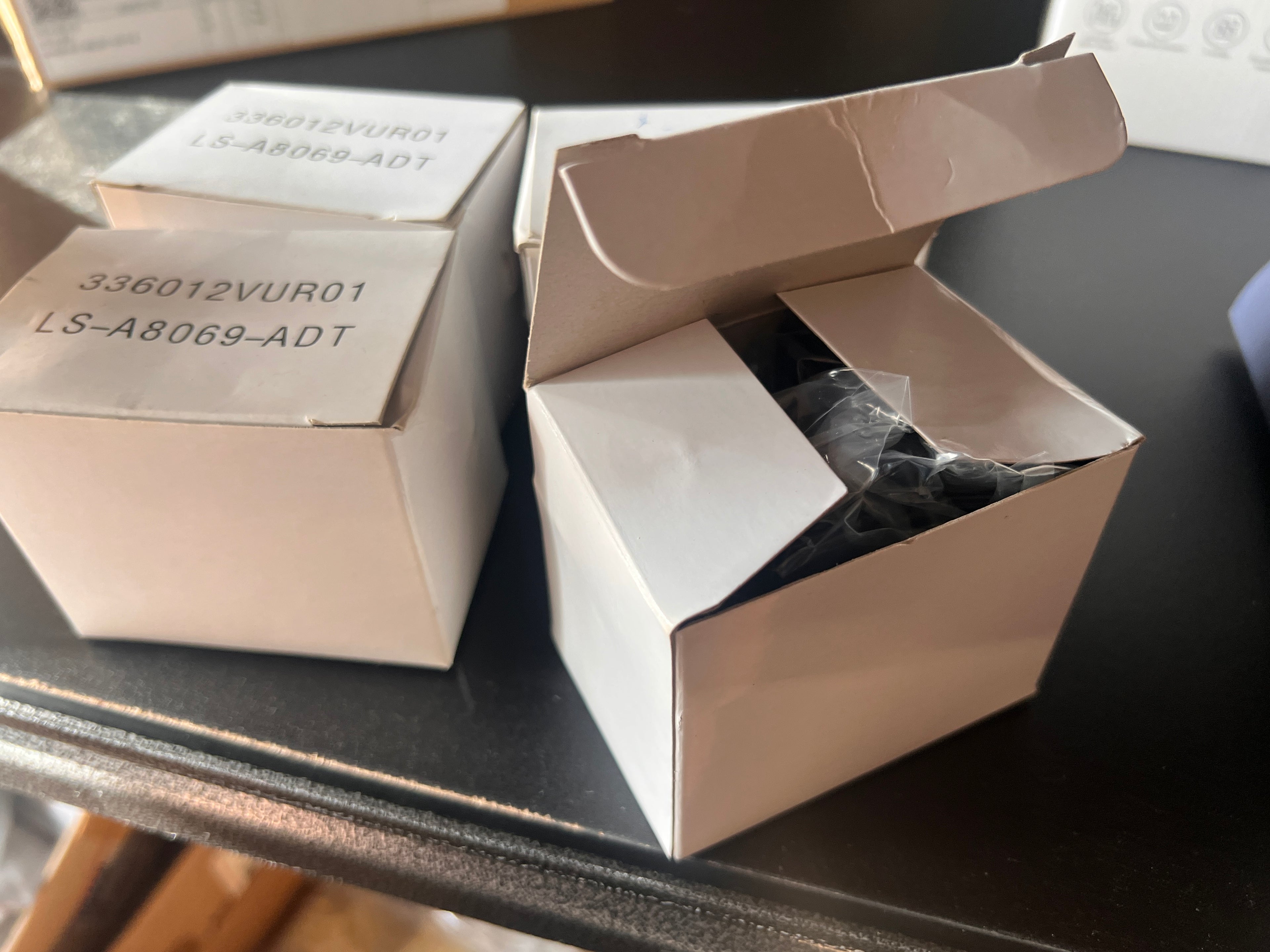 Lot of LEI Original Genuine LS-A8069-ADT Power adapters x4