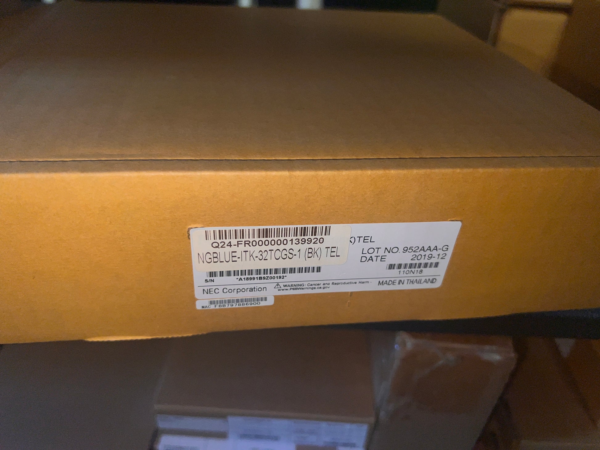 NEC DT900 series itk-32tcgs-1 ip color touch phone NEW