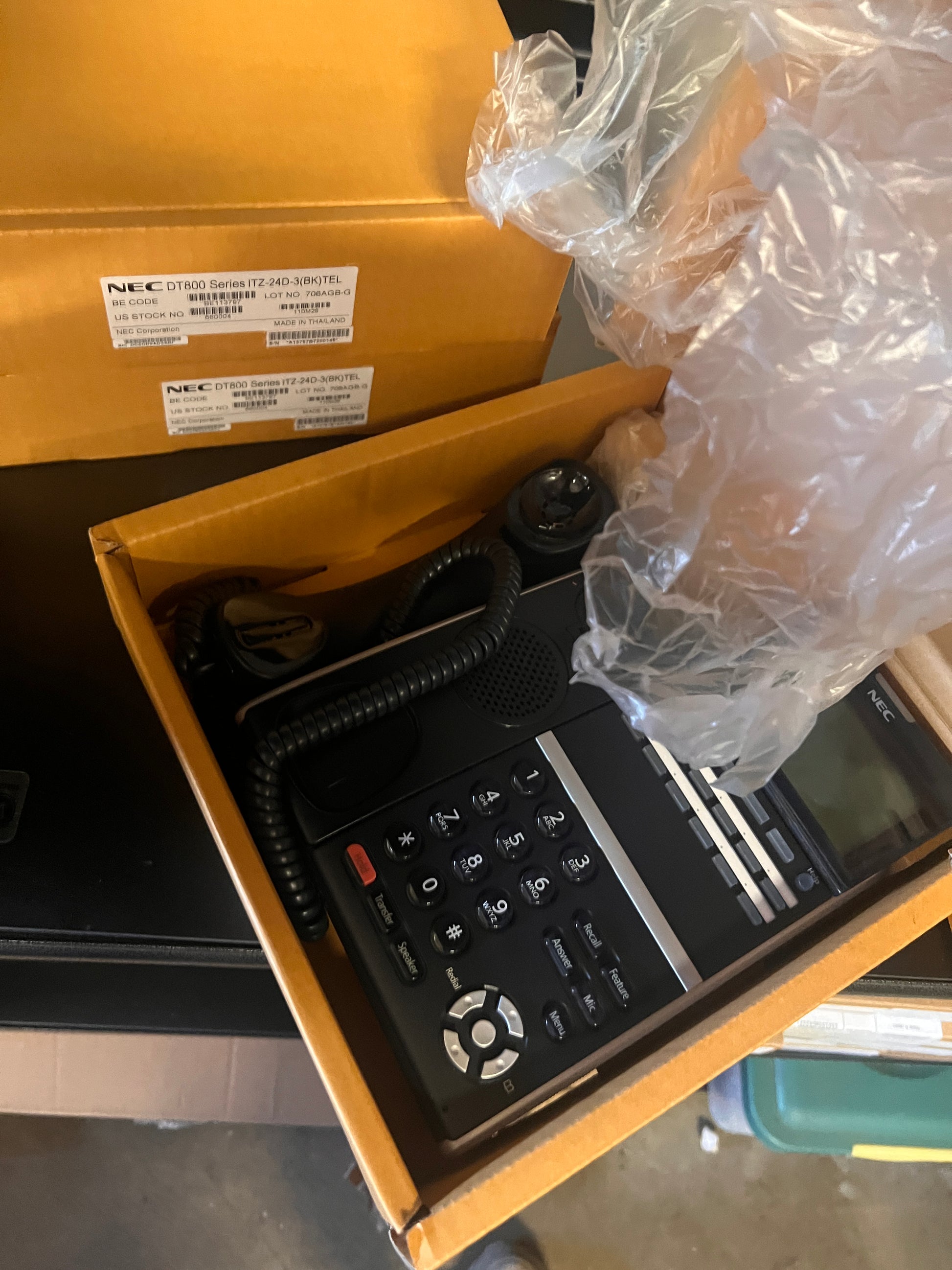 NEC DT800 ITZ-24D-3 BK (Black) TEL IP Phone LOT x3 NEW