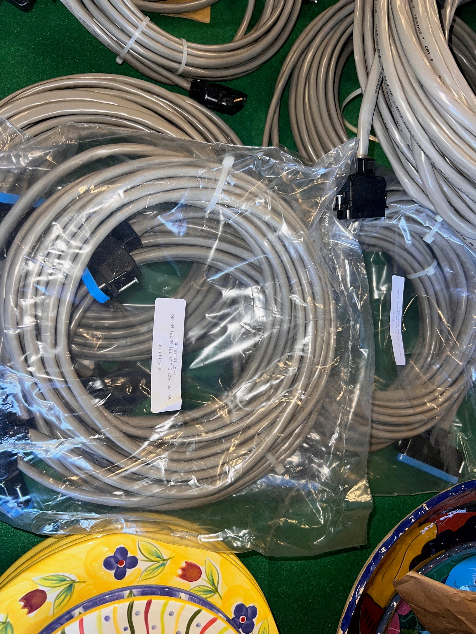 Huge bundle of 34 180 180 Male to male 25 pair cables 25ft++