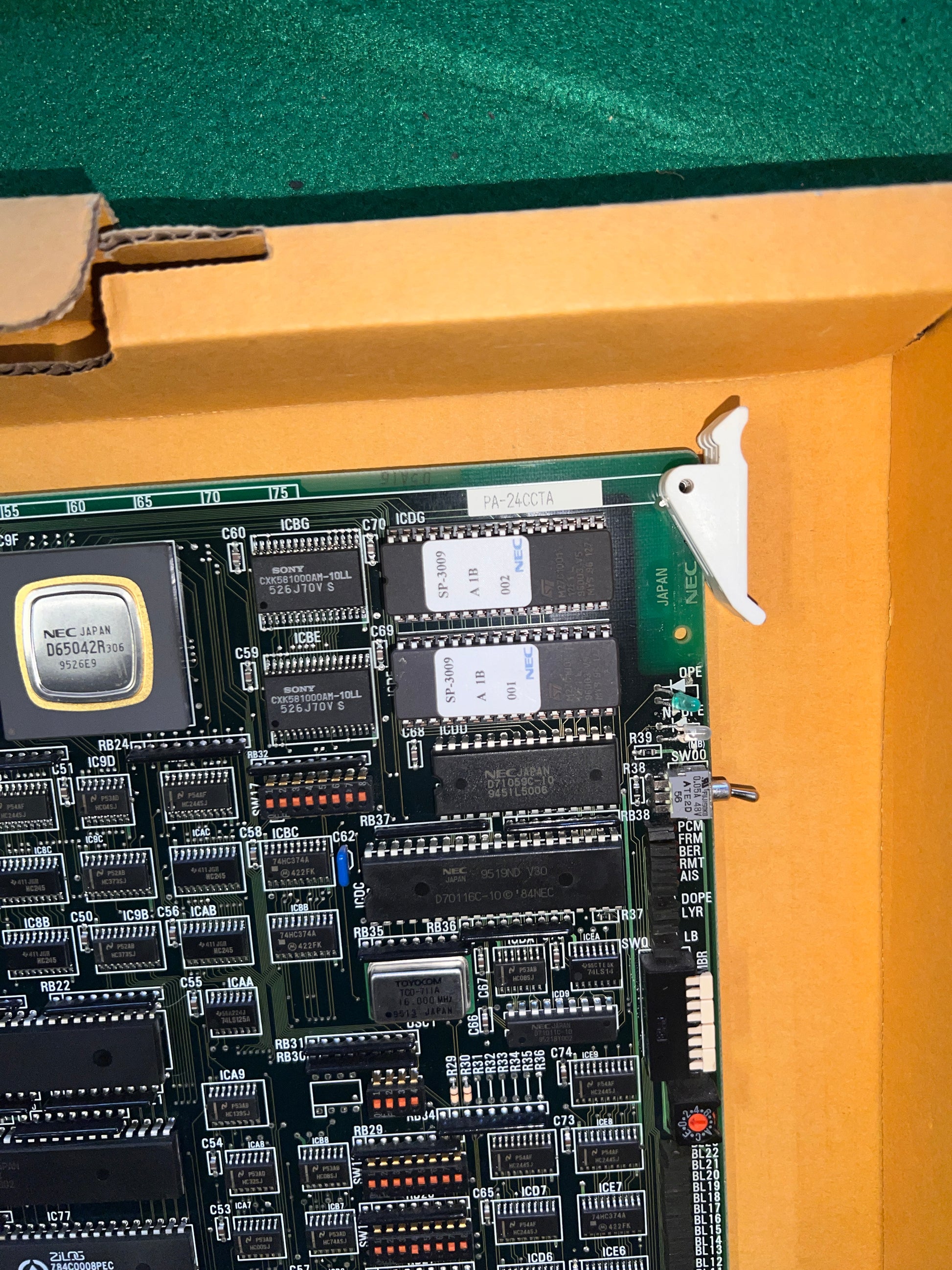 NEC NEAX 2400 IMS 200128 PA-24CCTA Circuit Card