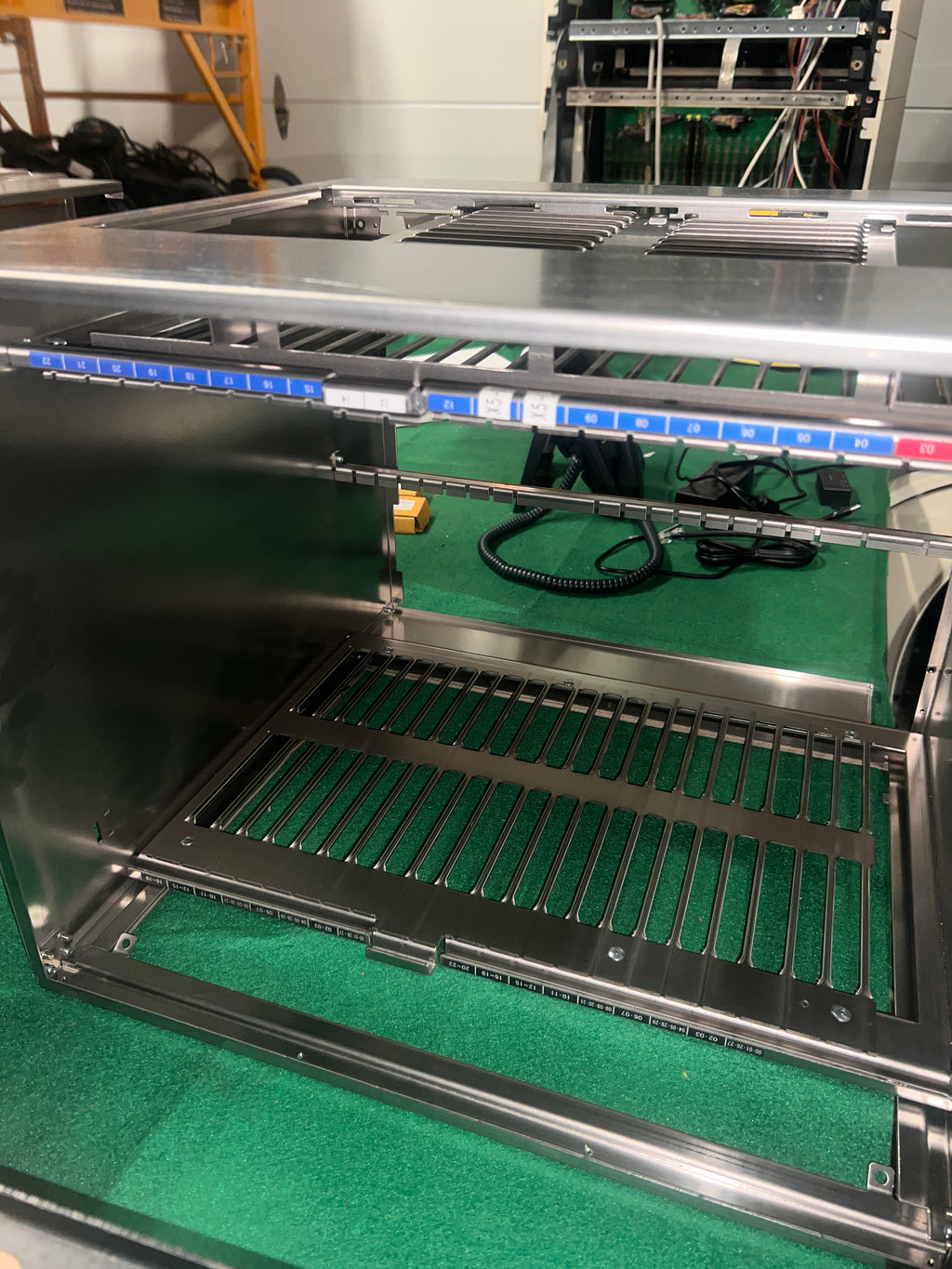 NEC Univerge SV8500 SN8153 (PIREE-A) 22 Slot High Density Cabinet Case
