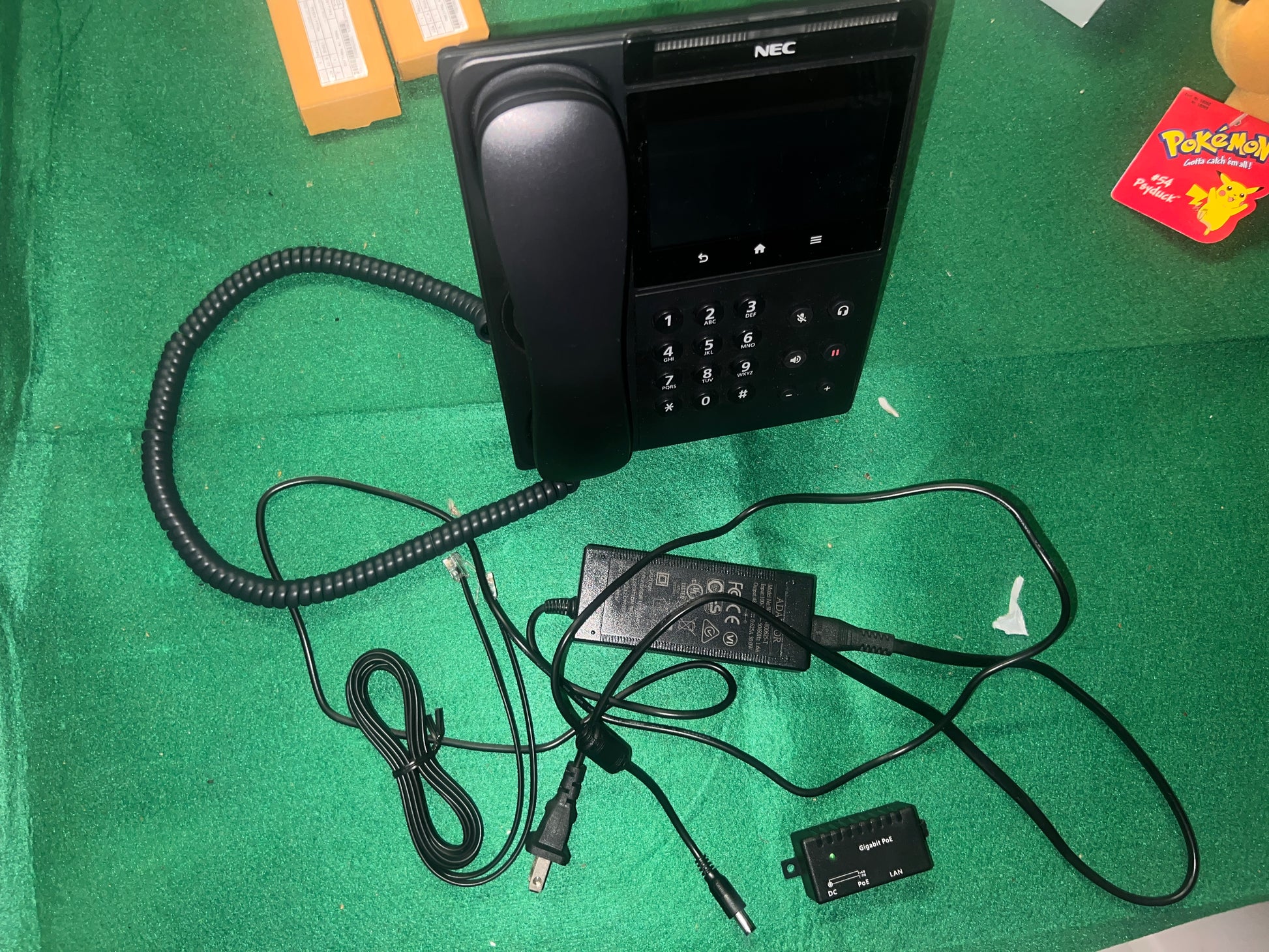 NEC DT900 ITK-32TCGS-1 BK Tel IP Phone