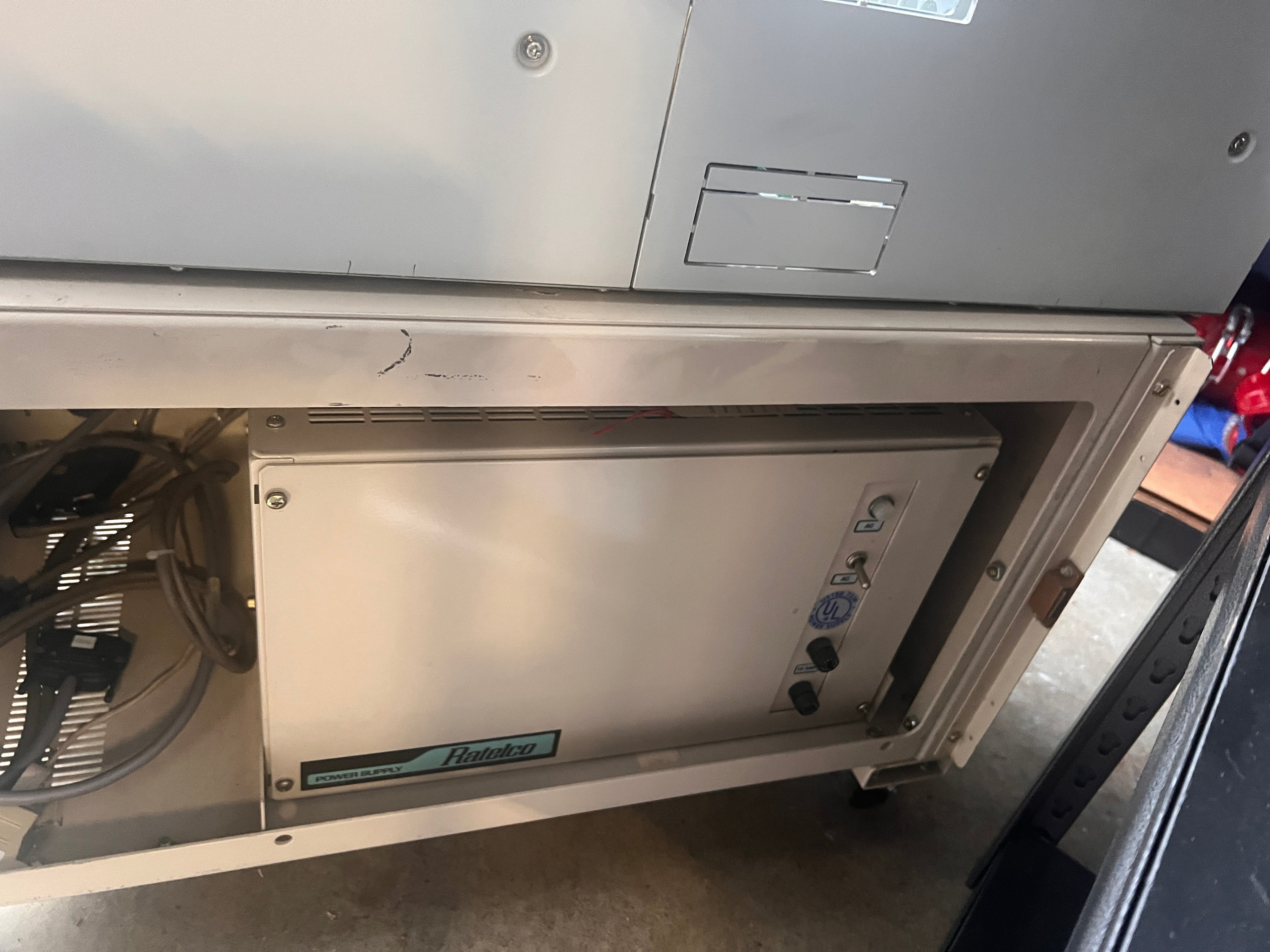 Ratelco NEAX Power Base with  PS48253 109-2750-00 Battery Eliminator Power Supply