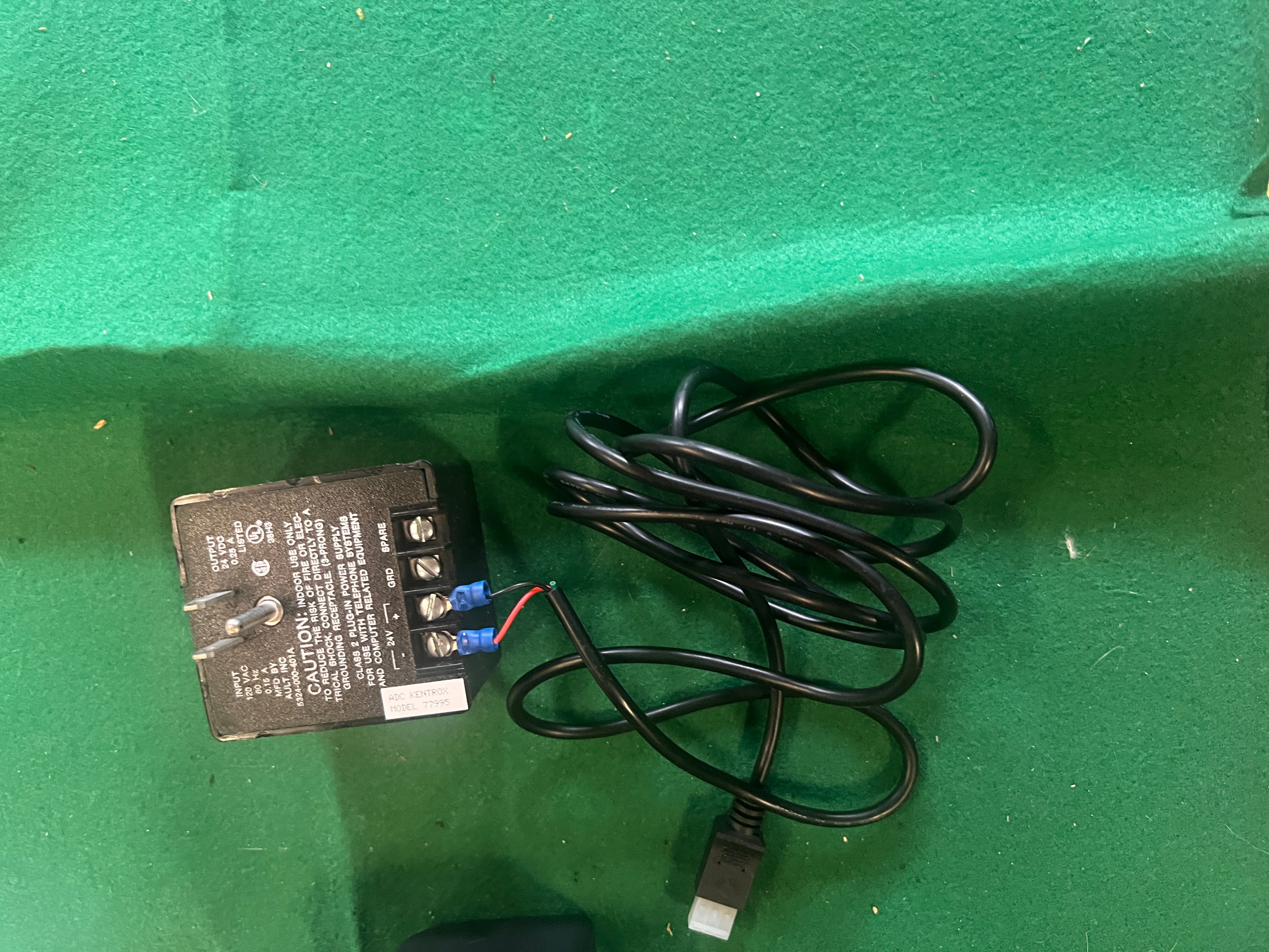 ADC KENTROX 77995 24V DC 0.25A POWER SUPPLY AC ADAPTER Bundle