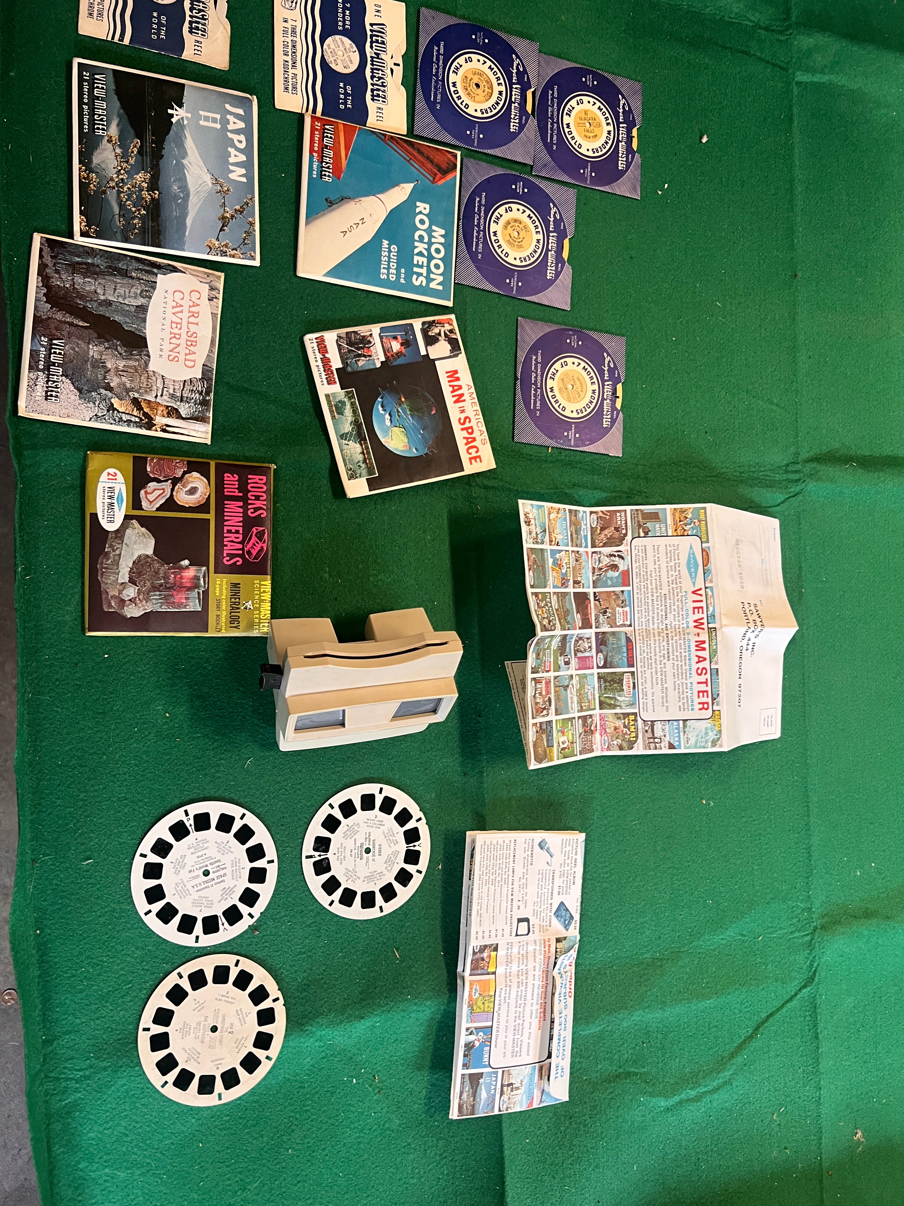 Antique GAF Viewmaster bundle with reels and original promo 1970s