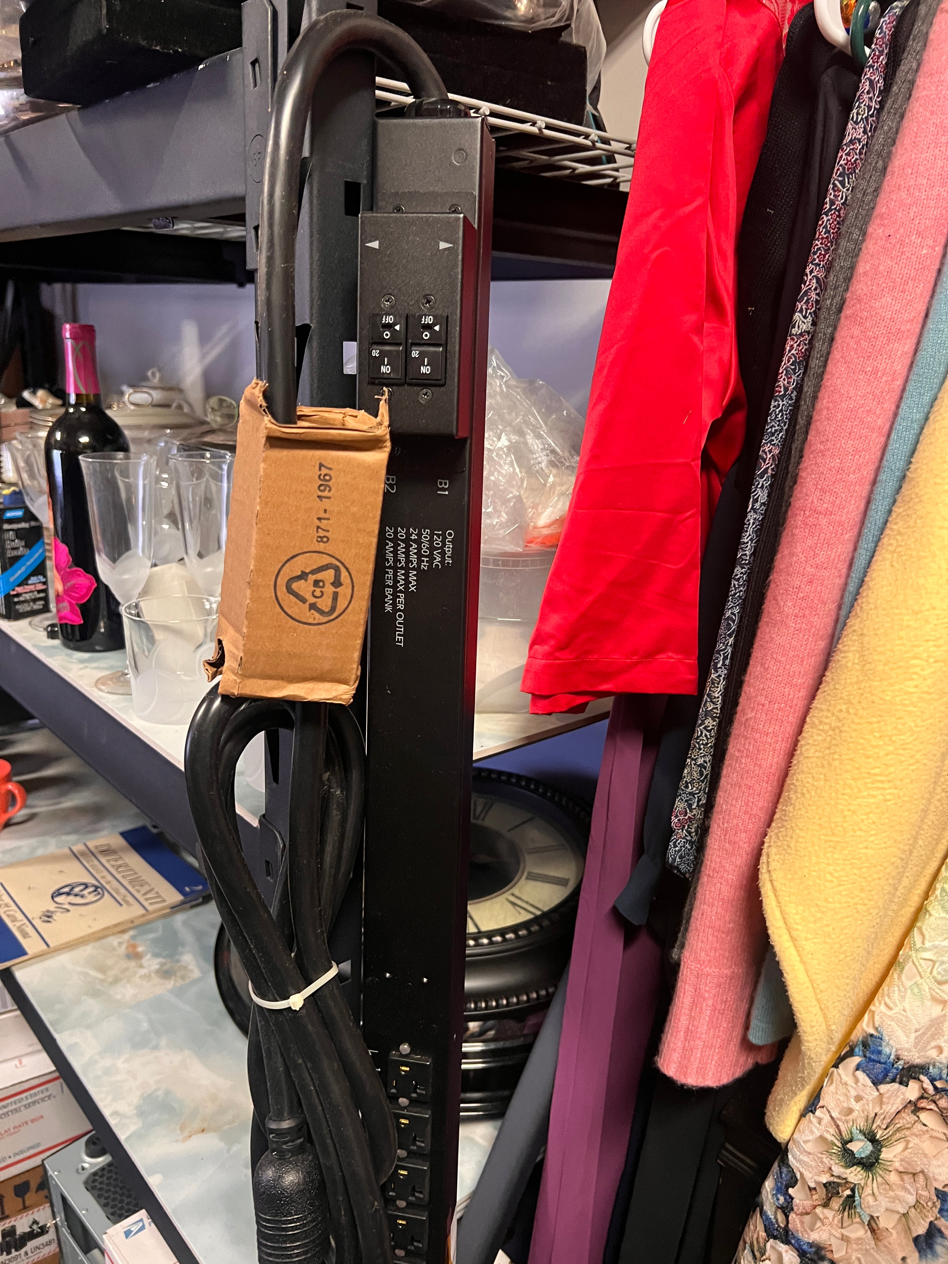 APC AP7932 Vertical Rack PDU, Switched, Zero U, 30A, 120V, (24 outlets) 5-20