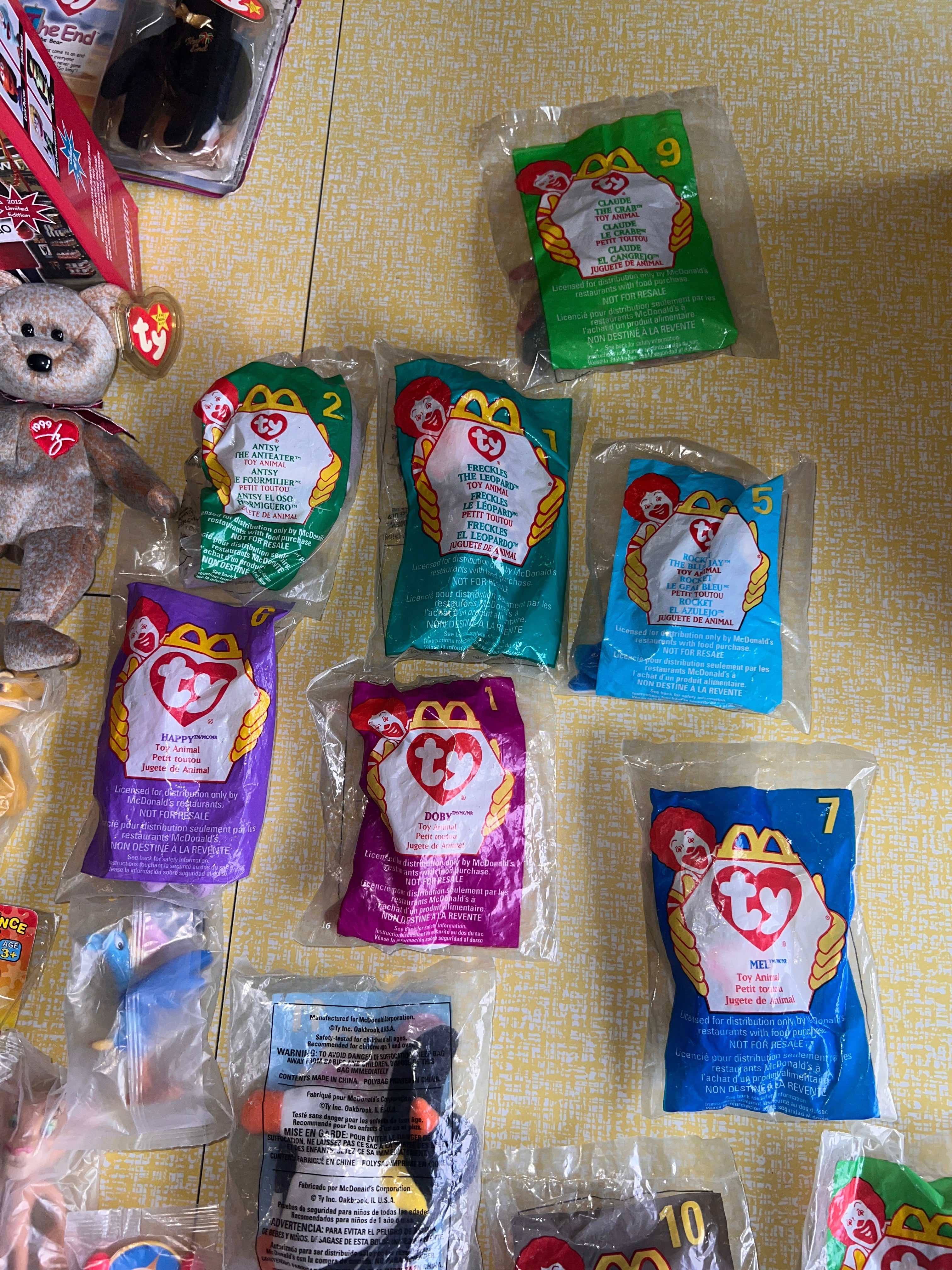 Bundle lot of Beanie Babies and Happy Meal Vintage Toys over 40+