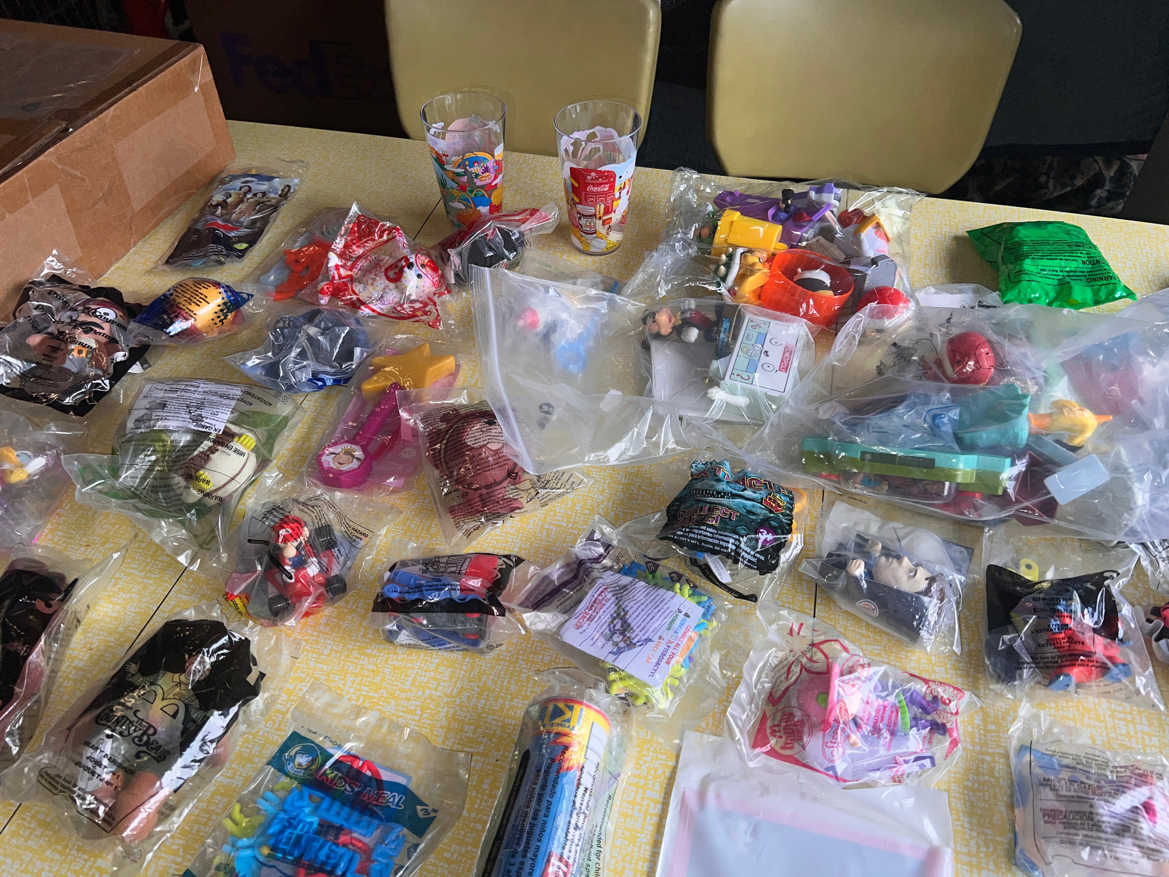 Fast food and Happy Meal Vintage Toys over 40+ Sealed and new