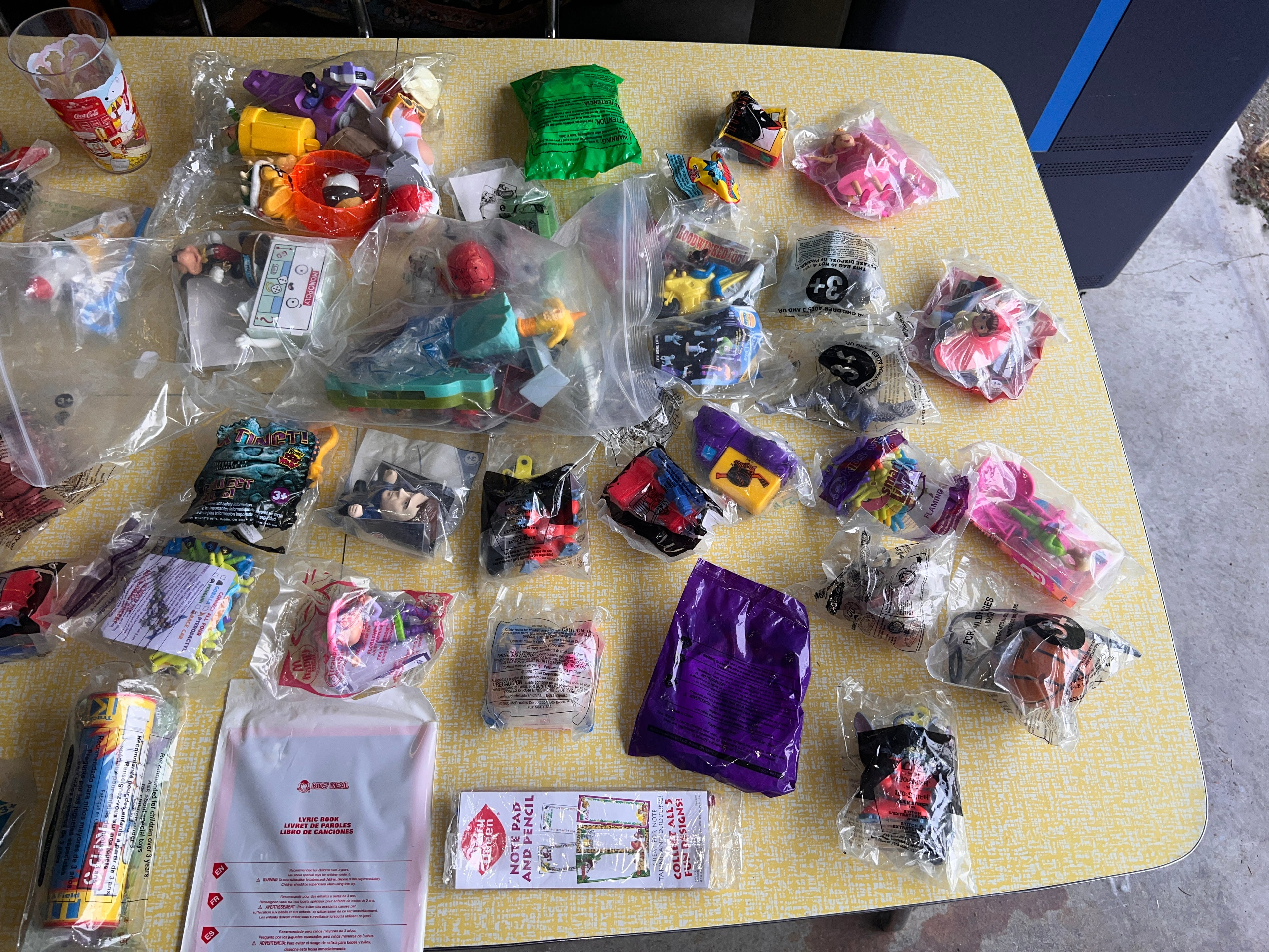 Fast food and Happy Meal Vintage Toys over 40+ Sealed and new