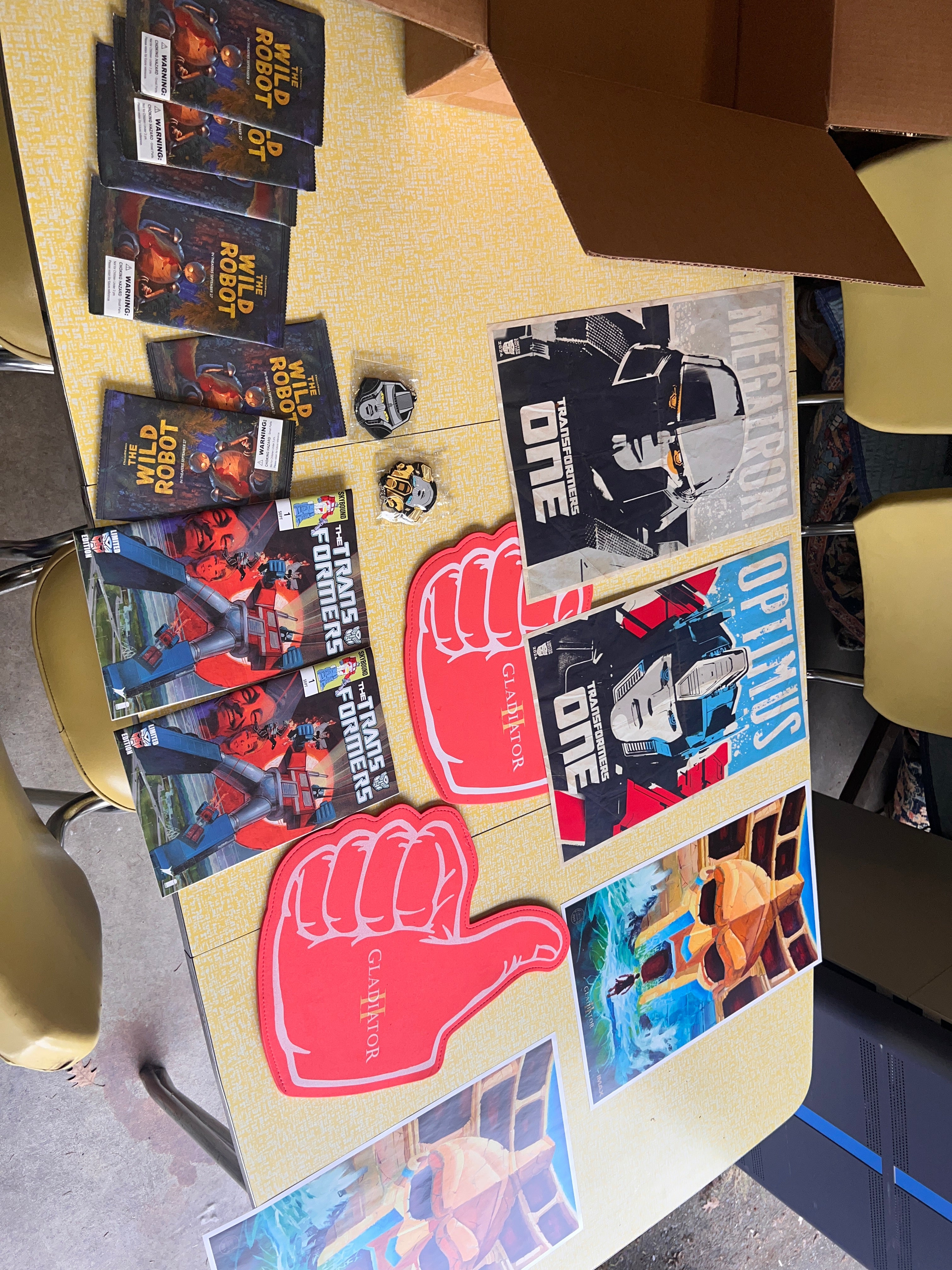 AMC Exclusive Fan Bundle Transformers One Wild Robot Gladiator 2!