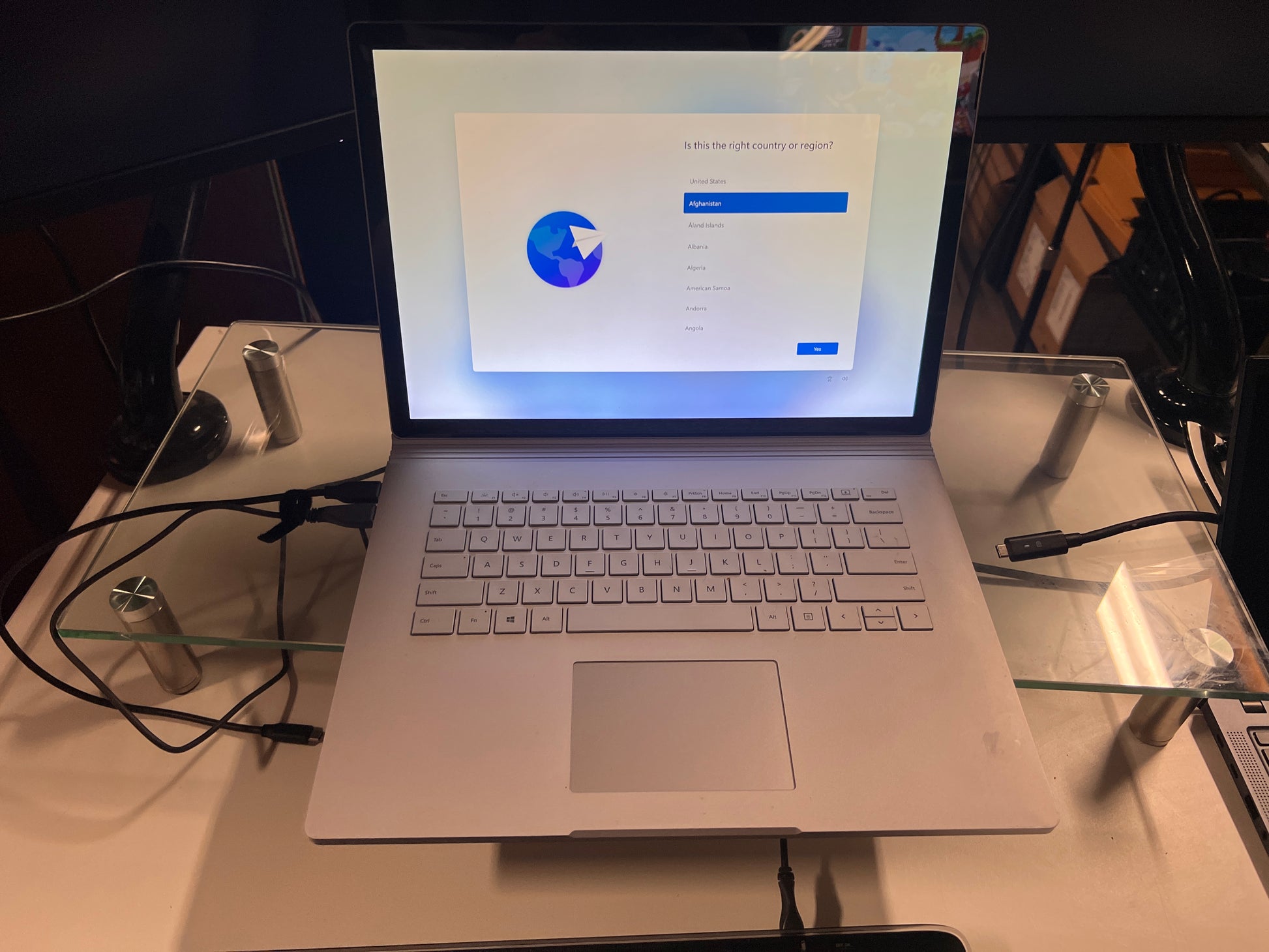 Microsoft Surface Book 3 13.5" QHD+ TOUCH i7-1065G7 32GB 512GB GTX 1650 Max-Q
