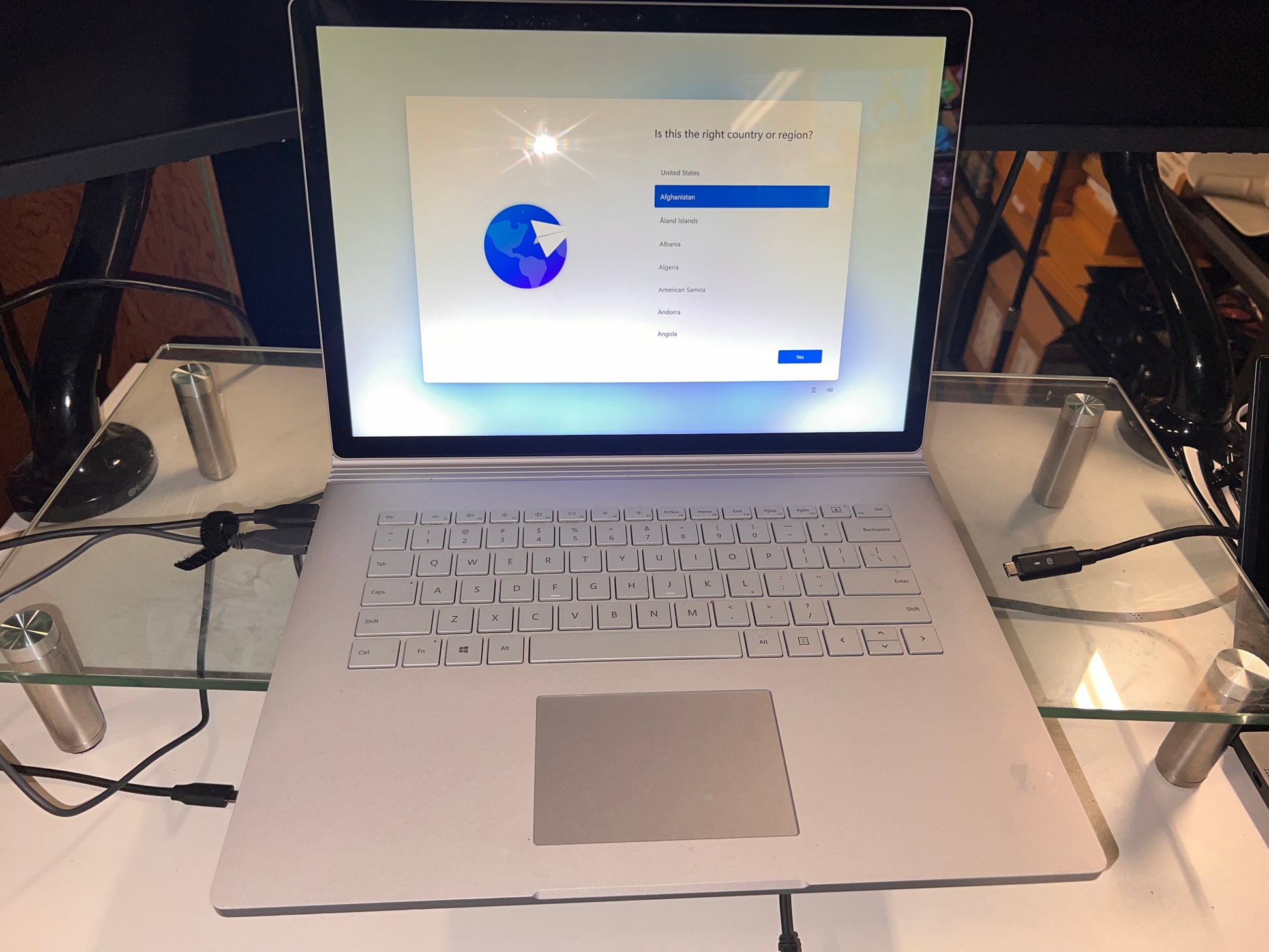 Microsoft Surface Book 3 13.5" QHD+ TOUCH i7-1065G7 32GB 512GB GTX 1650 Max-Q