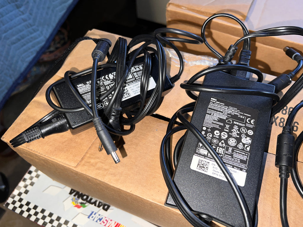 Dell Docking Station 4k D3100 WD19 TB15 and power supply bundle!