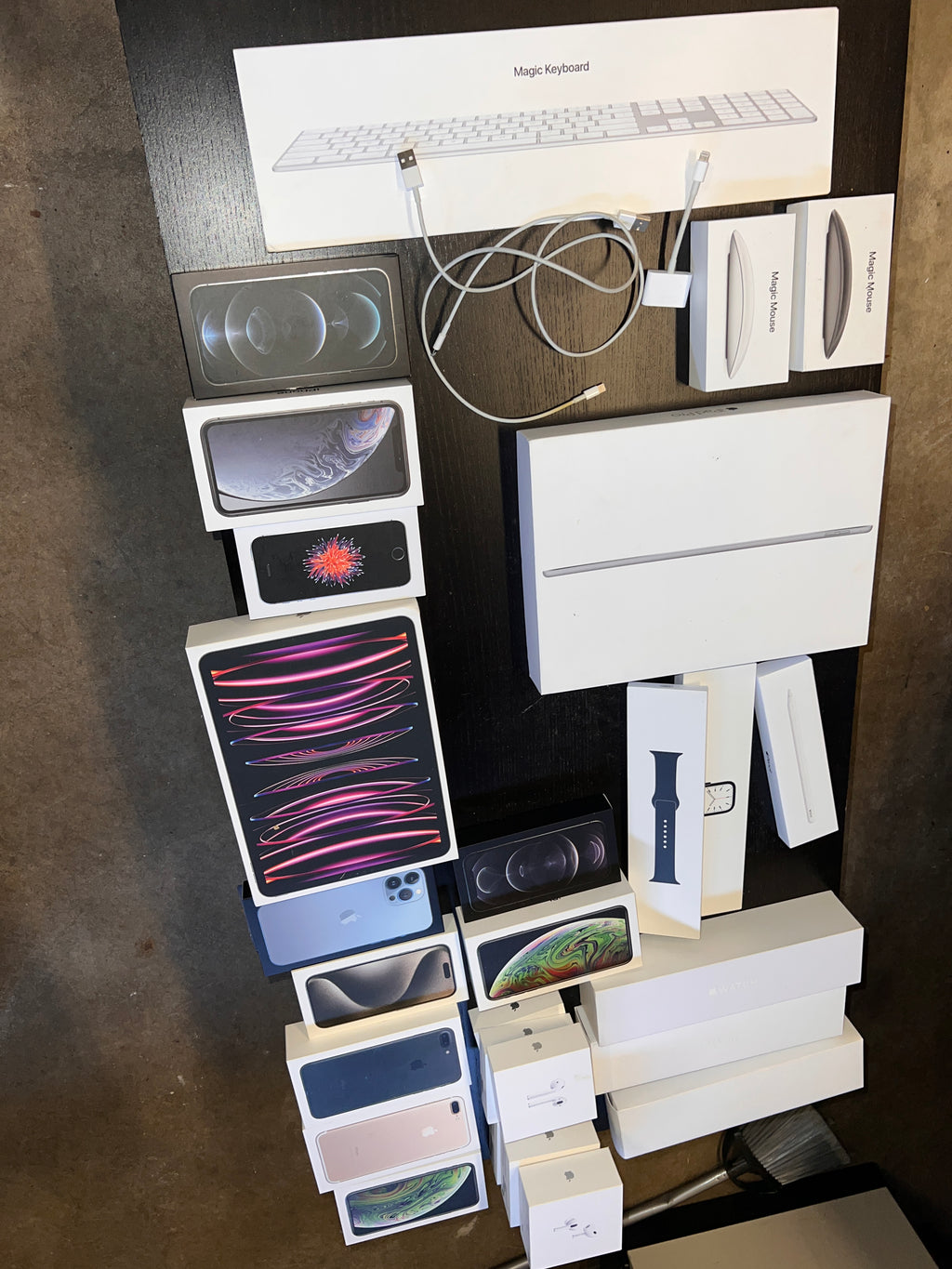 Bundle lot of Apple Product Boxes Huge lot Apple watch iphone ipad pencil mouse