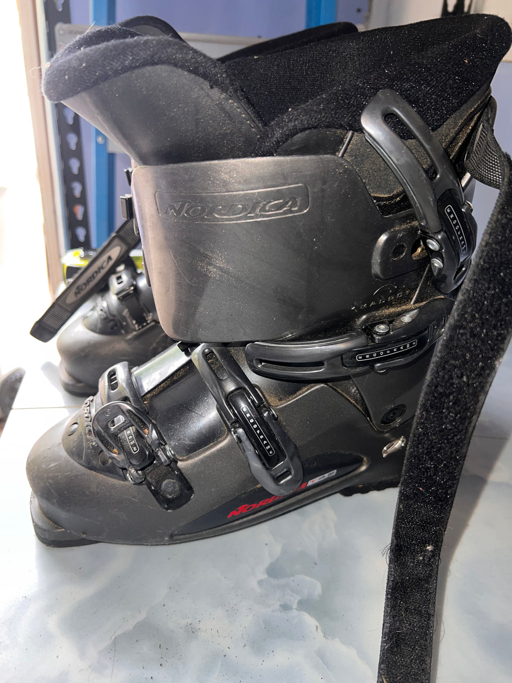 Nordica Ski Boots Mondo 30.5–31.0 (US Men’s 12.5–13) – Black