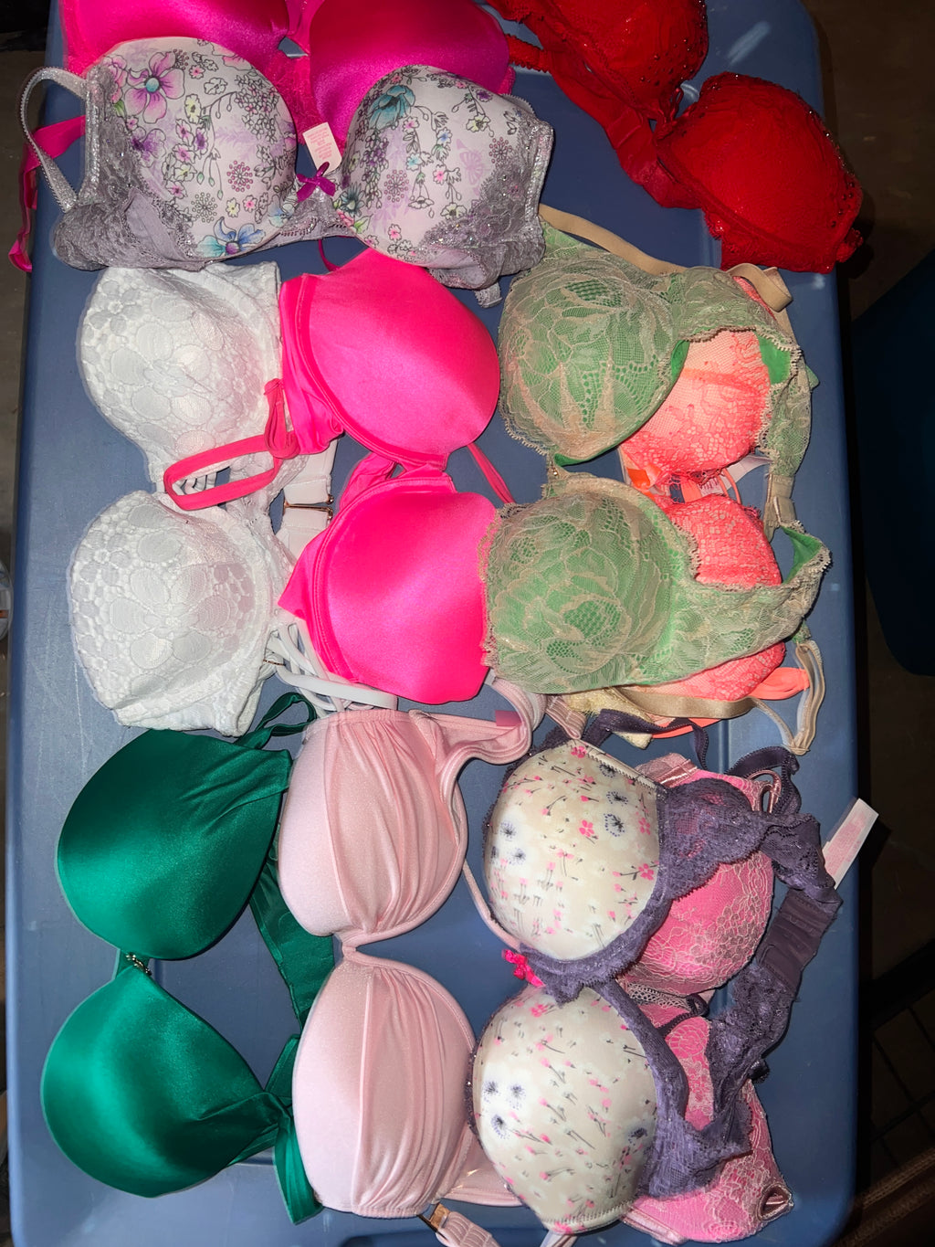 Huge lot of Victoria's Secret Bras 26 total 32 B Size