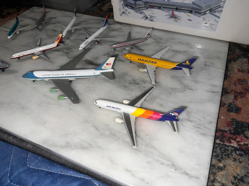 Bundle of Herpa Model Airplanes 1:500 rare 10 total