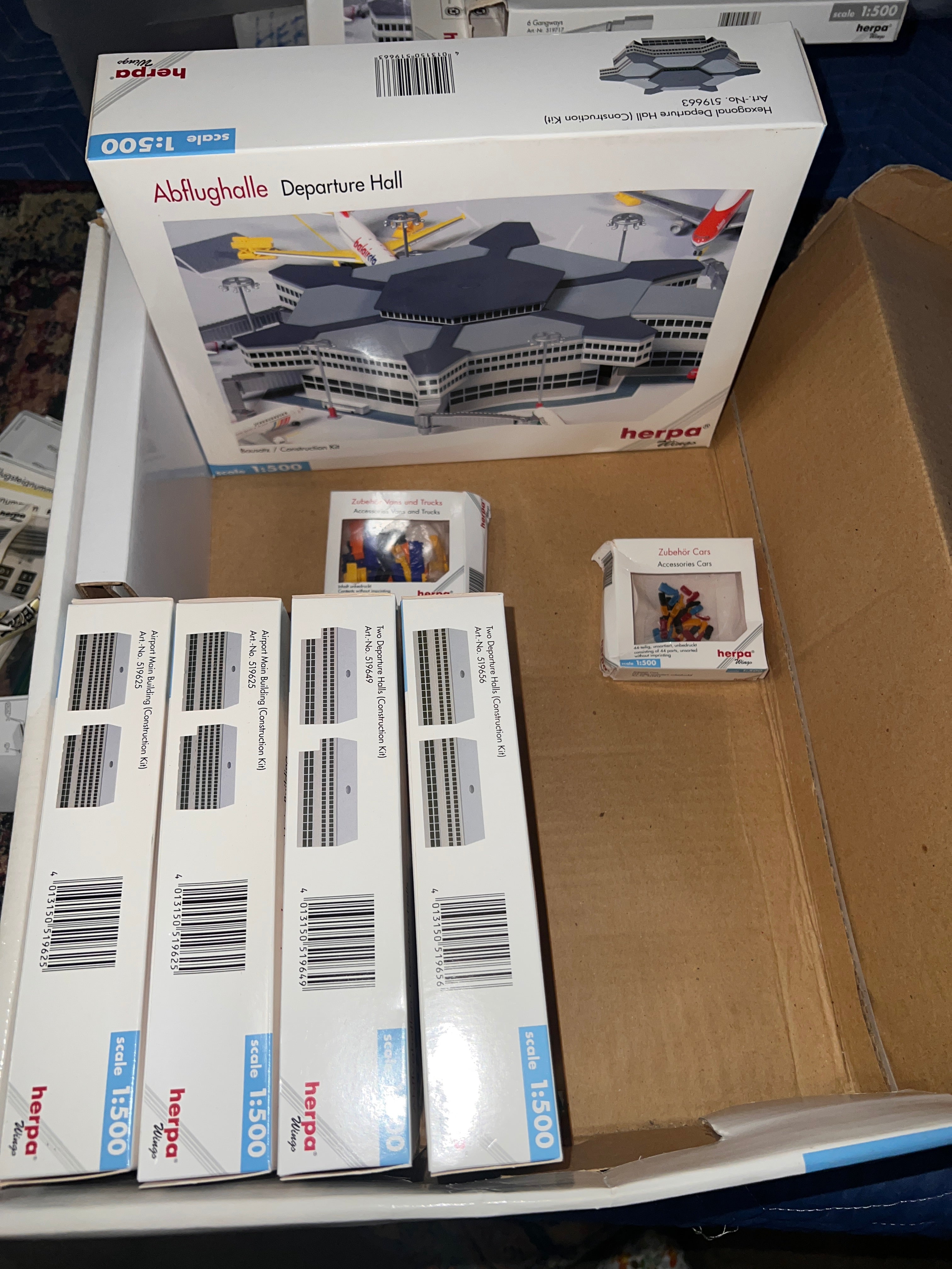 Herpa Airport Bundle with Accessories and extras