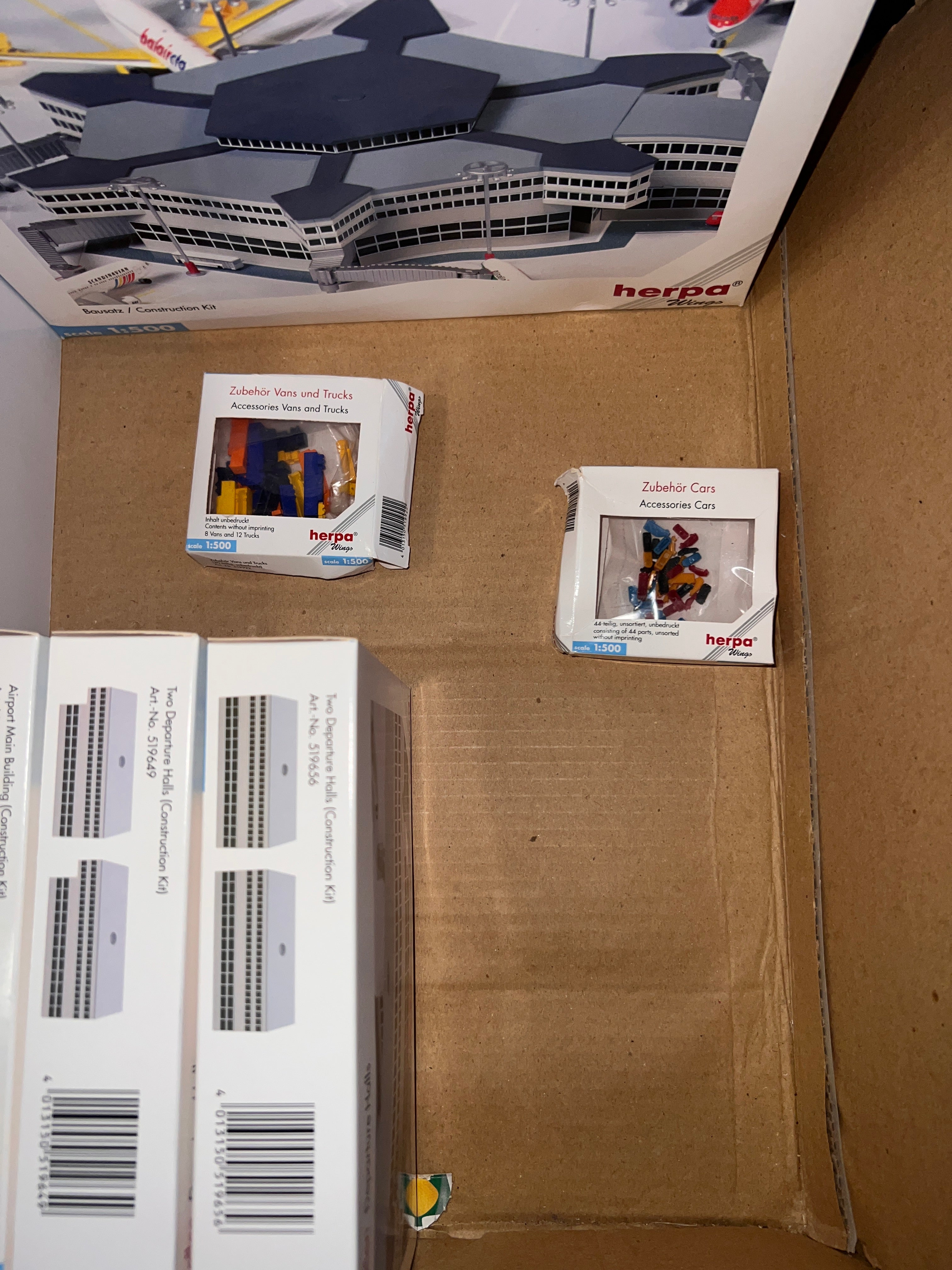 Herpa Airport Bundle with Accessories and extras