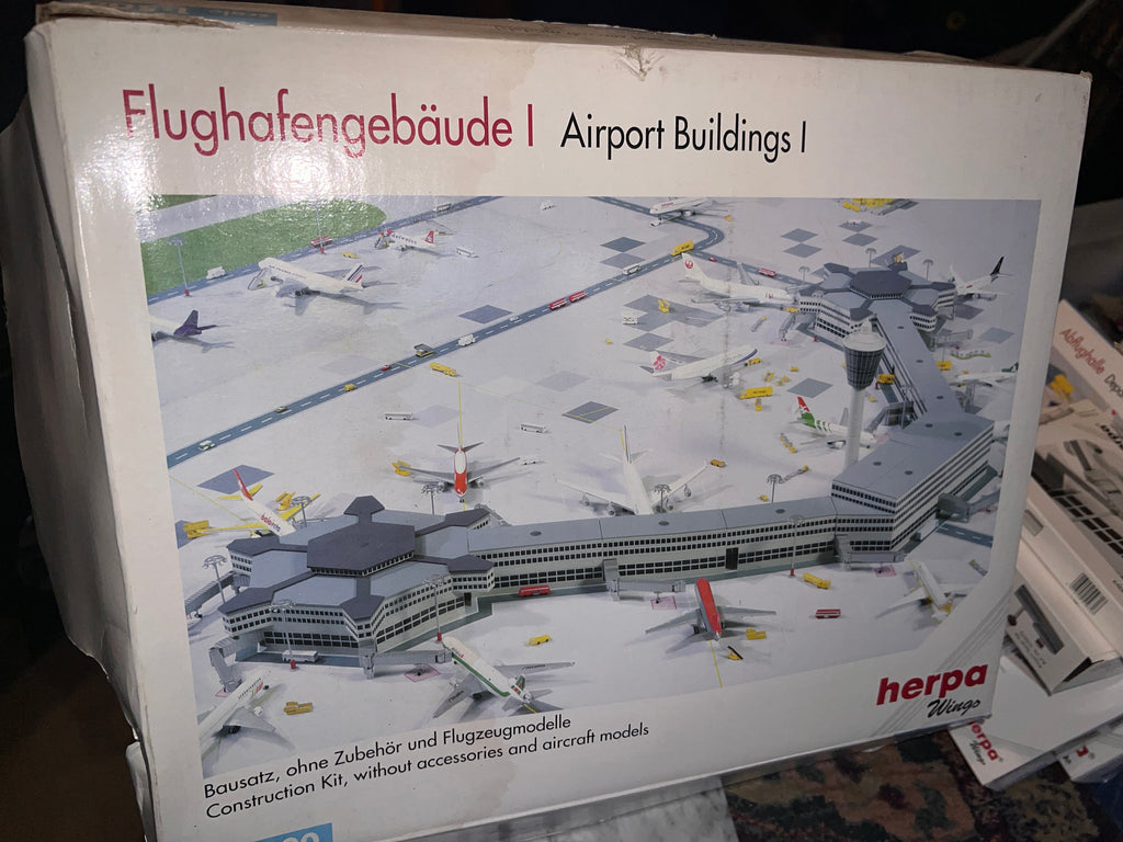 Herpa Airport Bundle with Accessories and extras