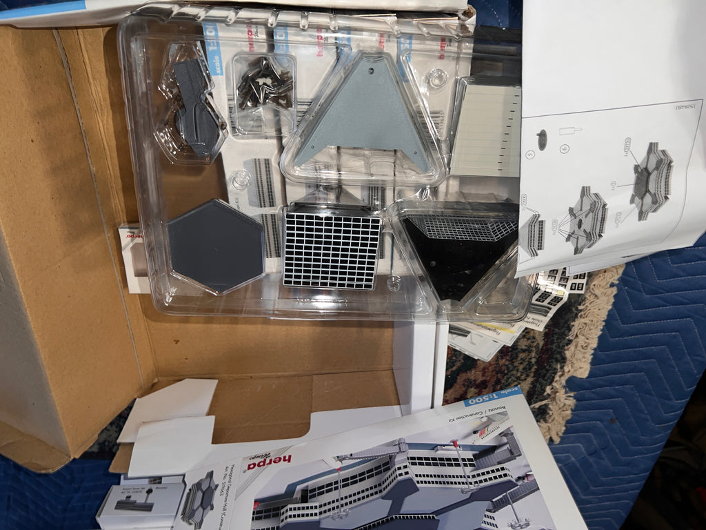 Herpa Airport Bundle with Accessories and extras
