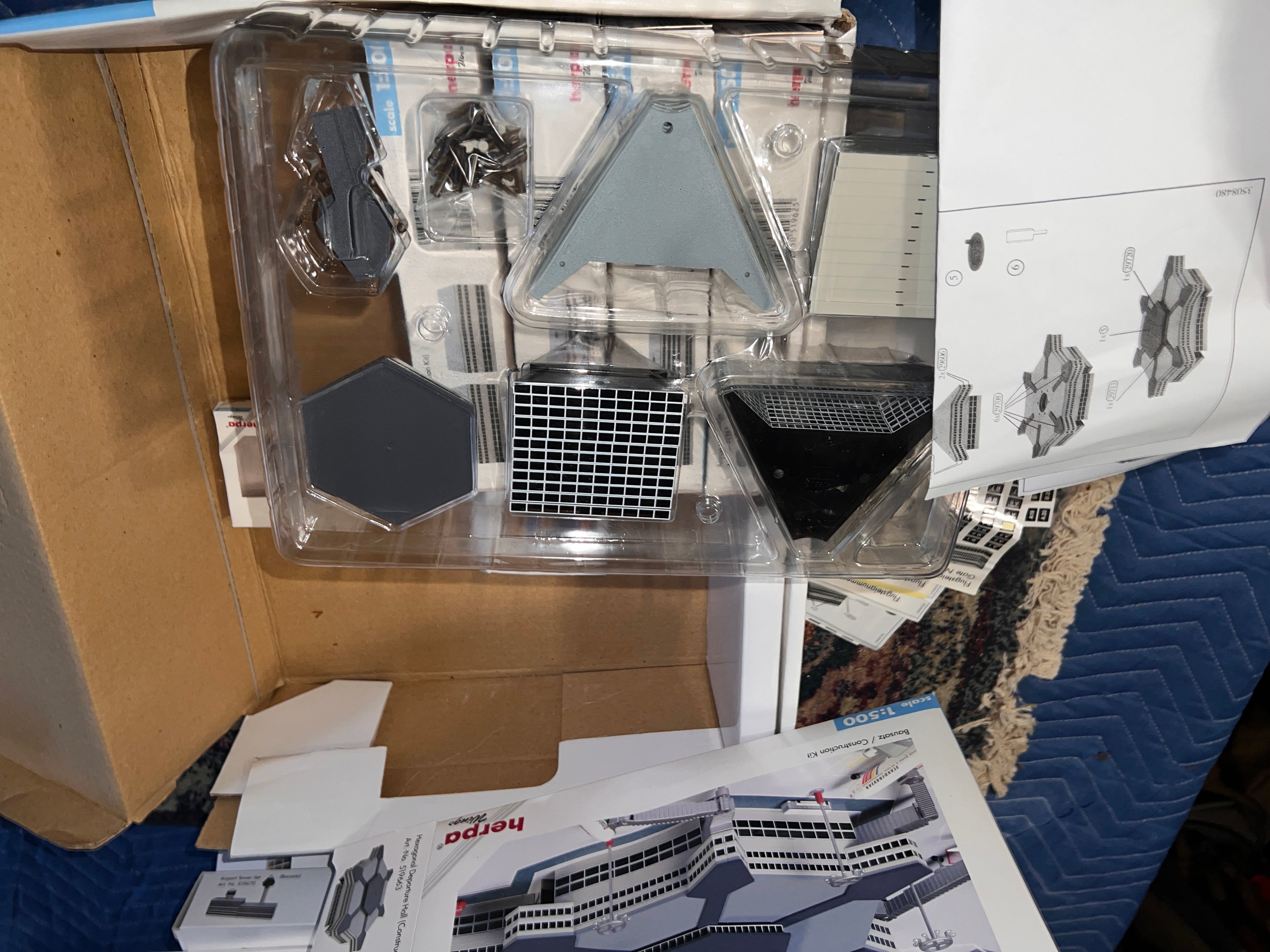 Herpa Airport Bundle with Accessories and extras