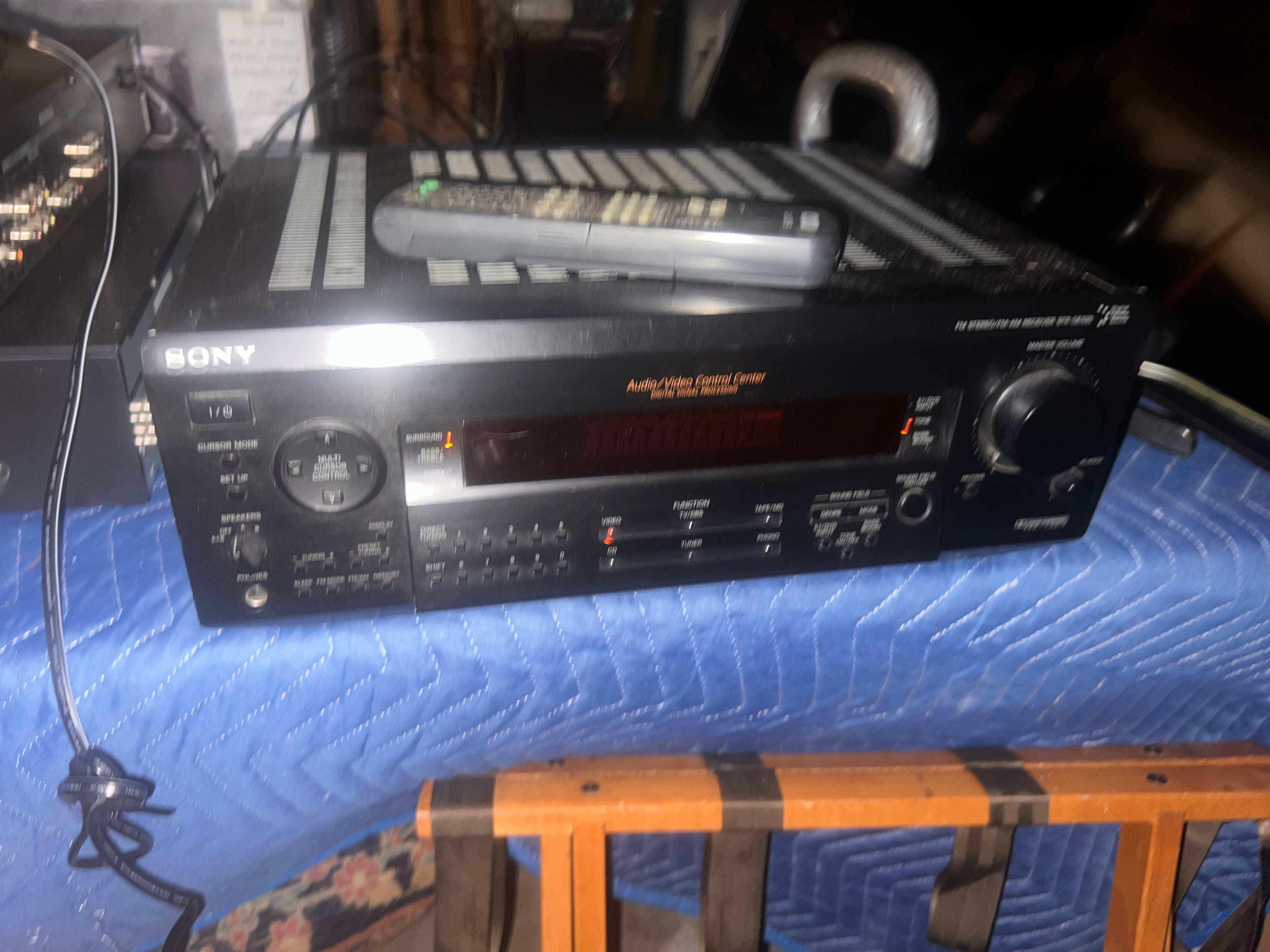 Sony STR-DE525 5.1ch Dolby Surround FM Stereo/FM-AM Receiver A/V Control Center